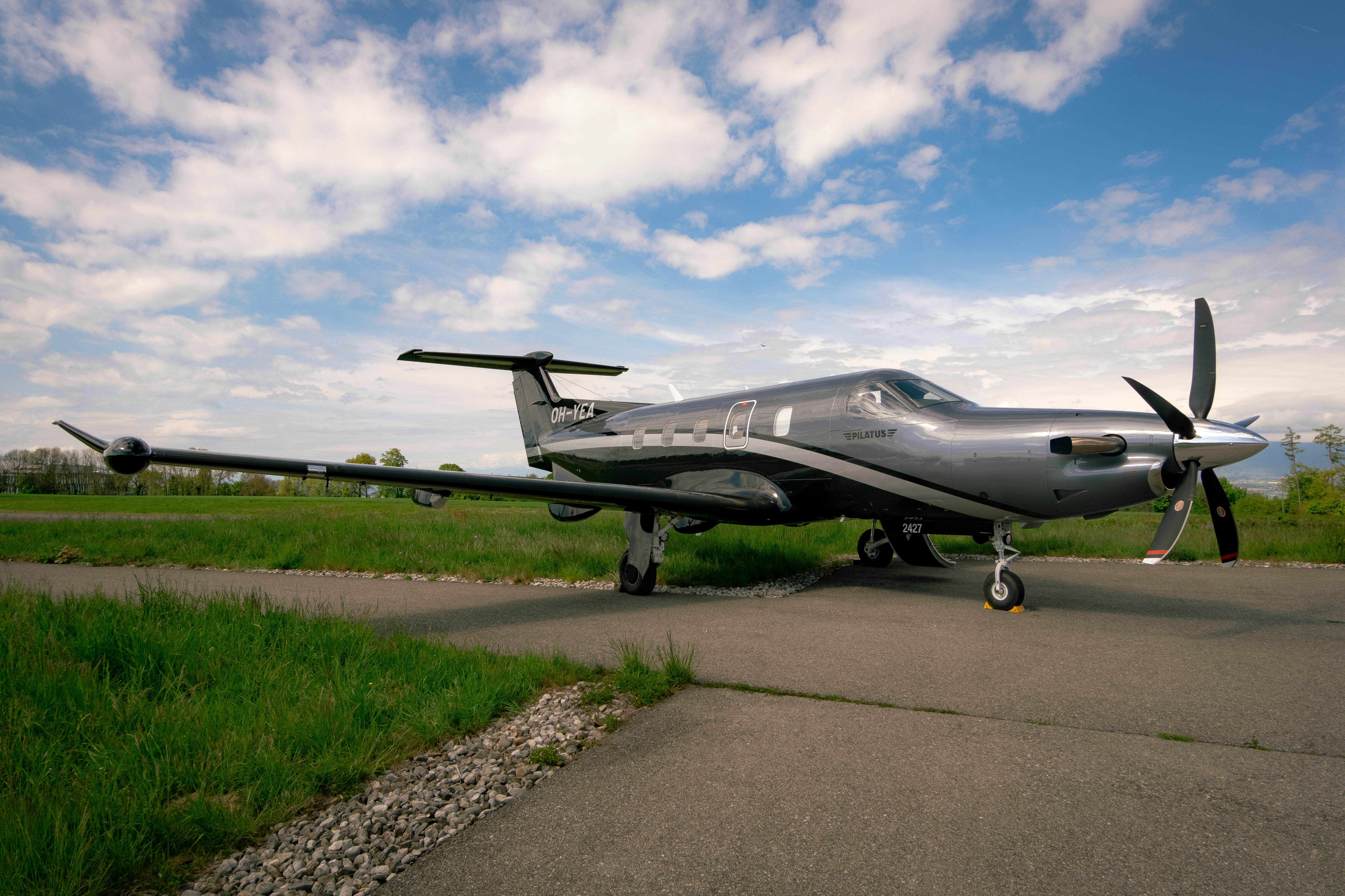 Pilatus PC-12 exterior