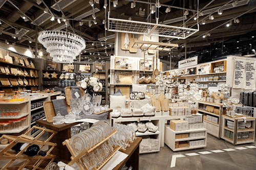 BW Design Centre 是一支擁有16年豐富經驗的專業設計團隊,我們專注於社區設計,致力打造更好社區環境。我們的服務涵蓋多個領域,包括醫療安老、教育空間、NGO非牟利組織、藝術設計、宗教團體、社區美化,以及環保ESG項目。我們透過專業工程和設計方案,從初步概念到完整執行,提供一站式服務,幫助客戶提升品牌形象,實現空間轉型,優化您的社區空間!無論是改善社區設施或推動可持續發展,我們都以創新和實用為本,確保每個項目都帶來實質價值。