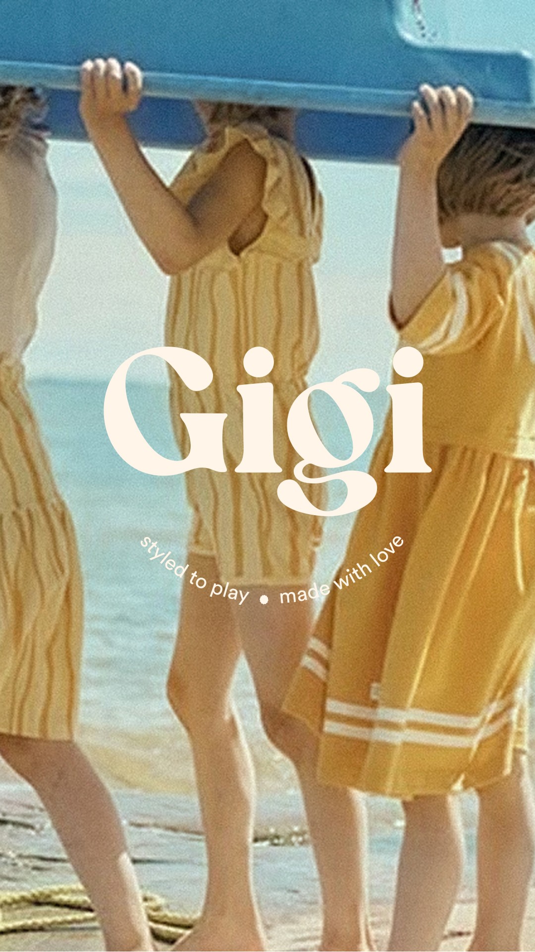 Batch.Works logo over a photo of a box of 3D printed objects