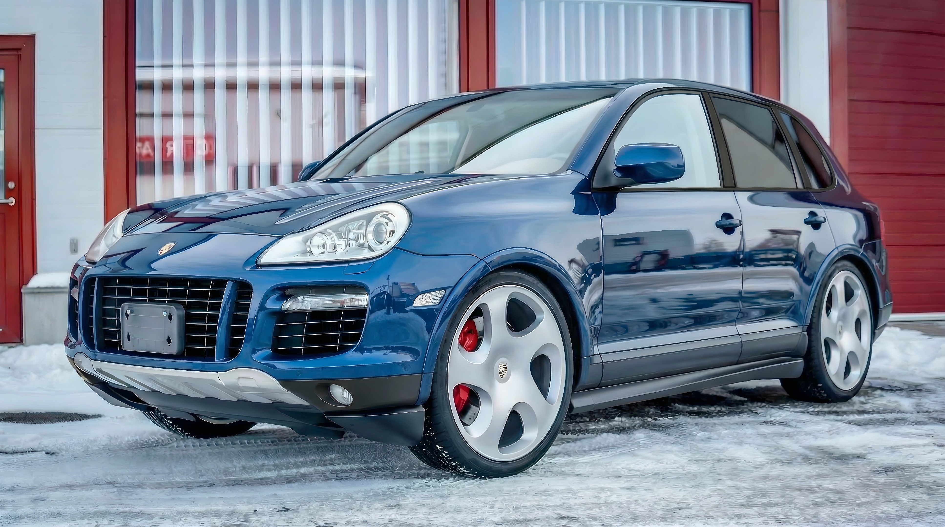 Held still while everything else rushes past