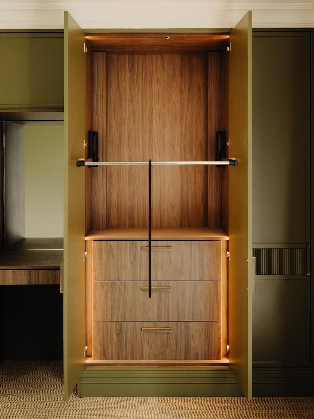 Bespoke custom wardrobe and vanity table in Belfast