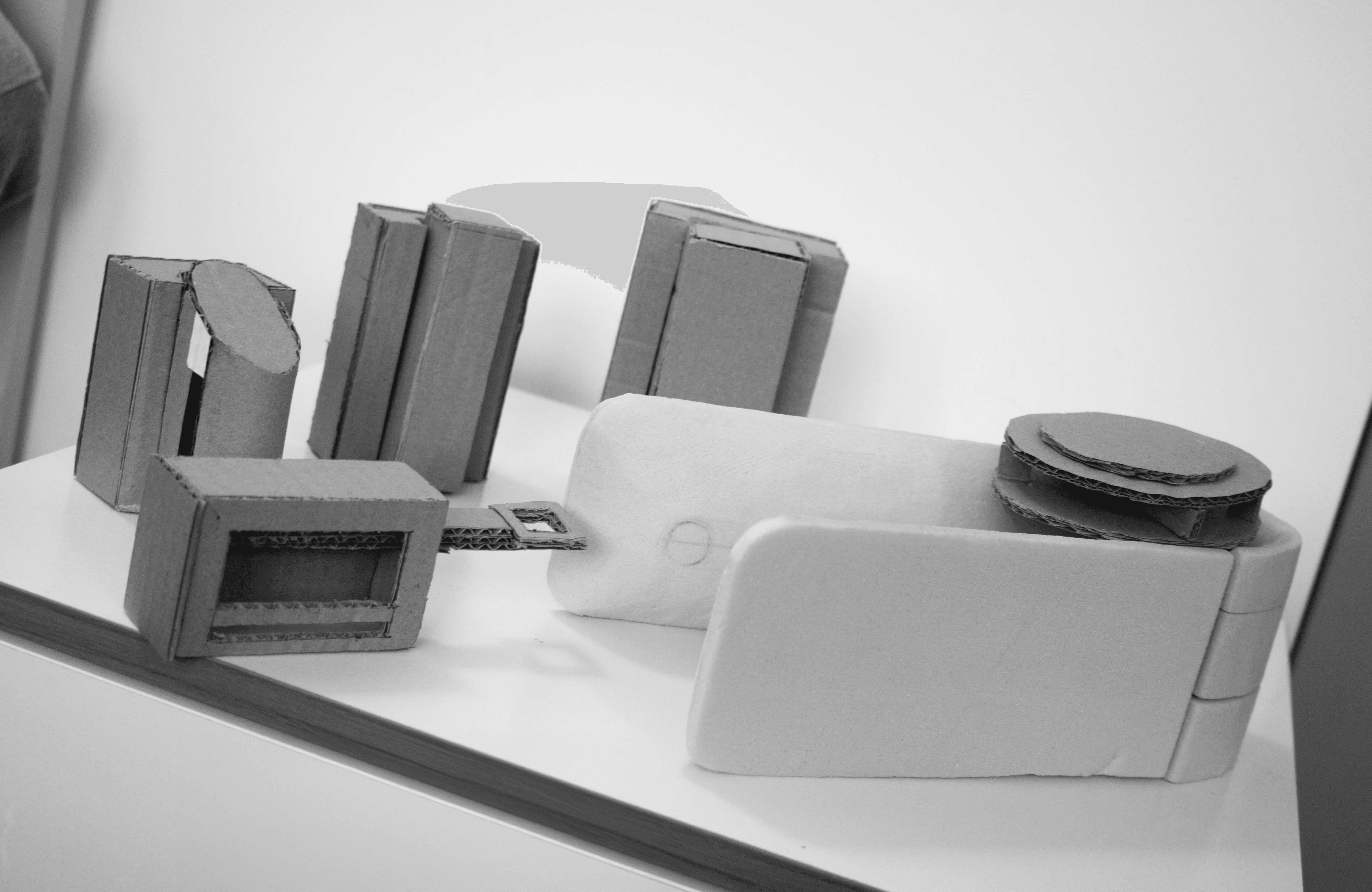 Photo of the different development stages and prototypes of the Lift alarm clock concept.