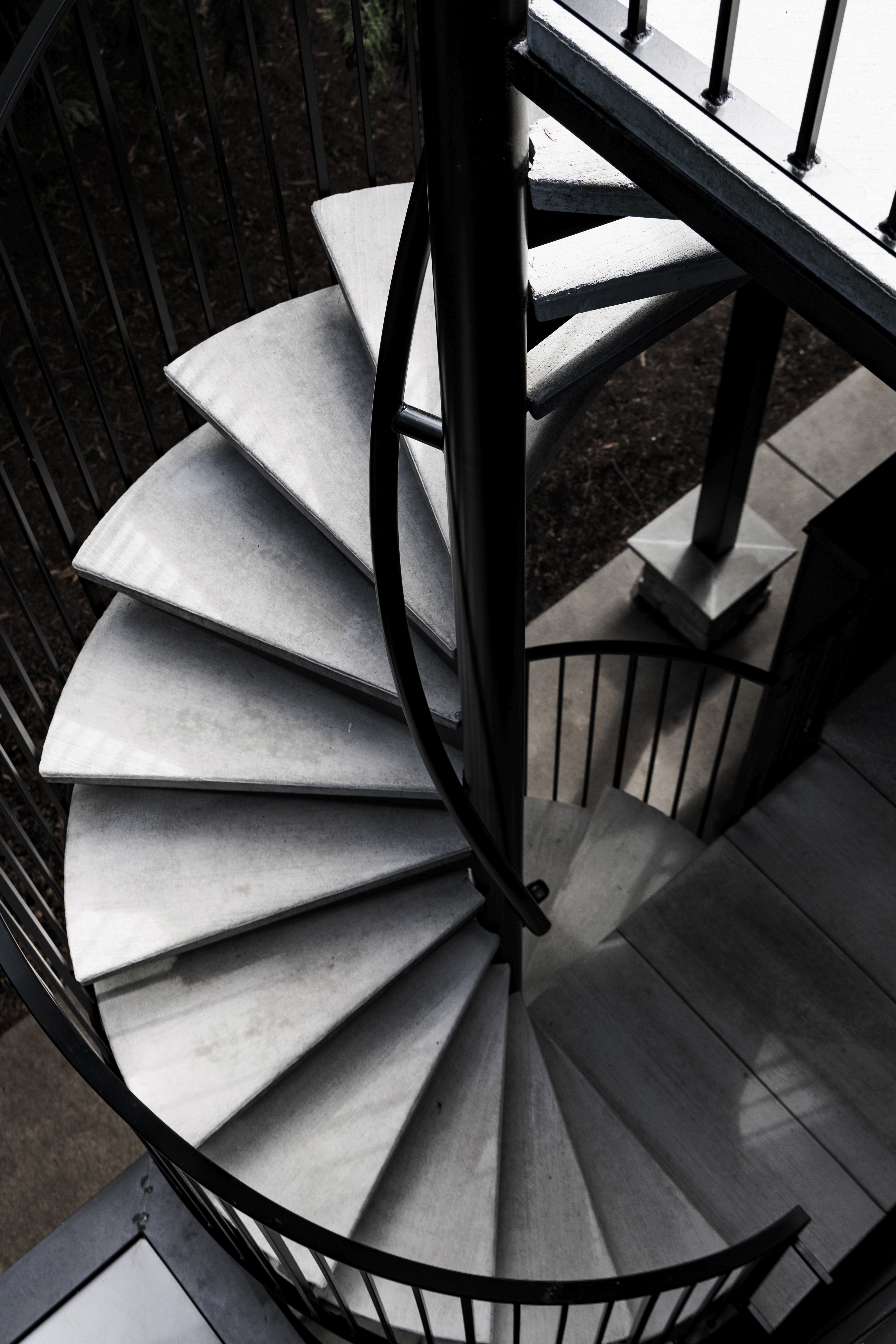 Spiral Staircase - Renton Custom Home