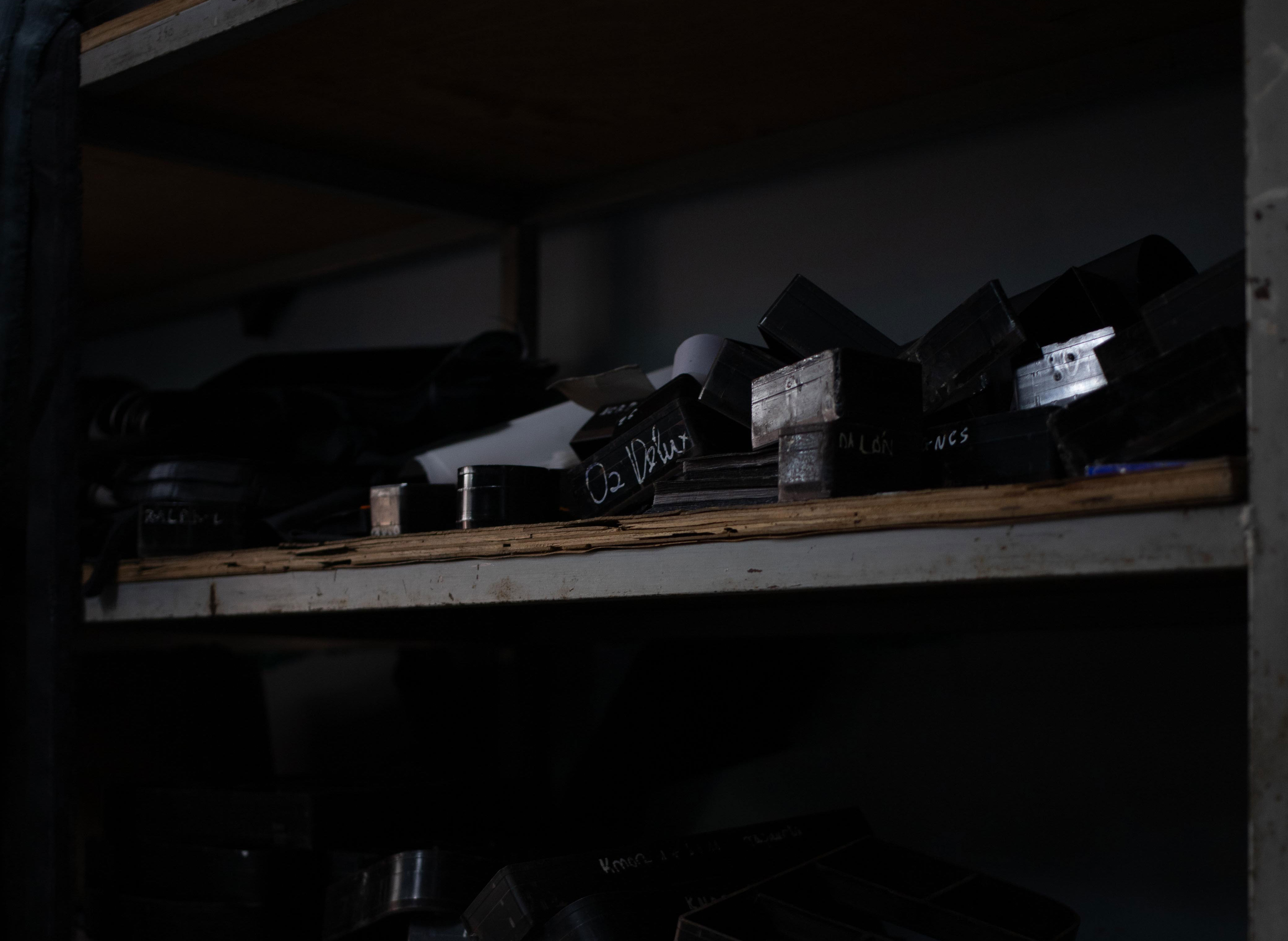 Commence at Noon sourcing partner for bags and carry goods