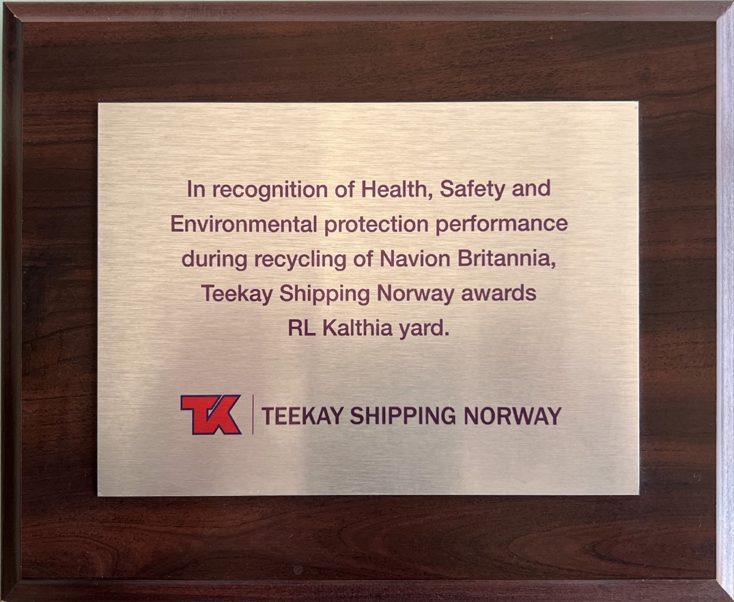 R.L. Kalthia Ship Breaking receives Teekay Shipping Norway HSE excellence award for green ship recycling of Navion Britannia vessel