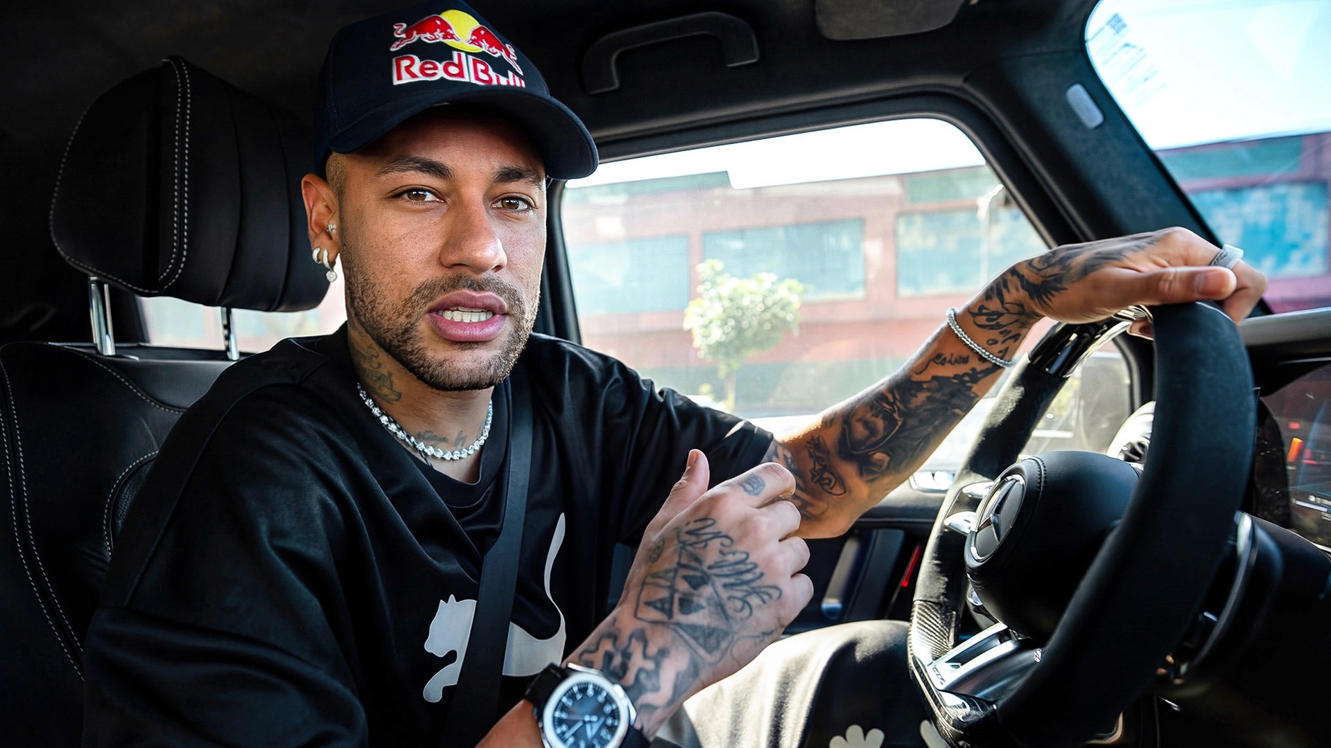 Frame of a YouTube video and thumbnail for Neymar Jr., created by Max Behrens, Founder of NeoxVisions, and Dimcha Aiwi in partnership with Red Bull. Max Behrens and Dimcha Aiwi led the YouTube packaging across thumbnails, branding and strategy, while directing and reviewing the photoshoot with clear capture guidance for Neymar. The project generated over 13,000,000 views and produced the most viewed video on the channel within 6 days, establishing a high-performing launch for the series.