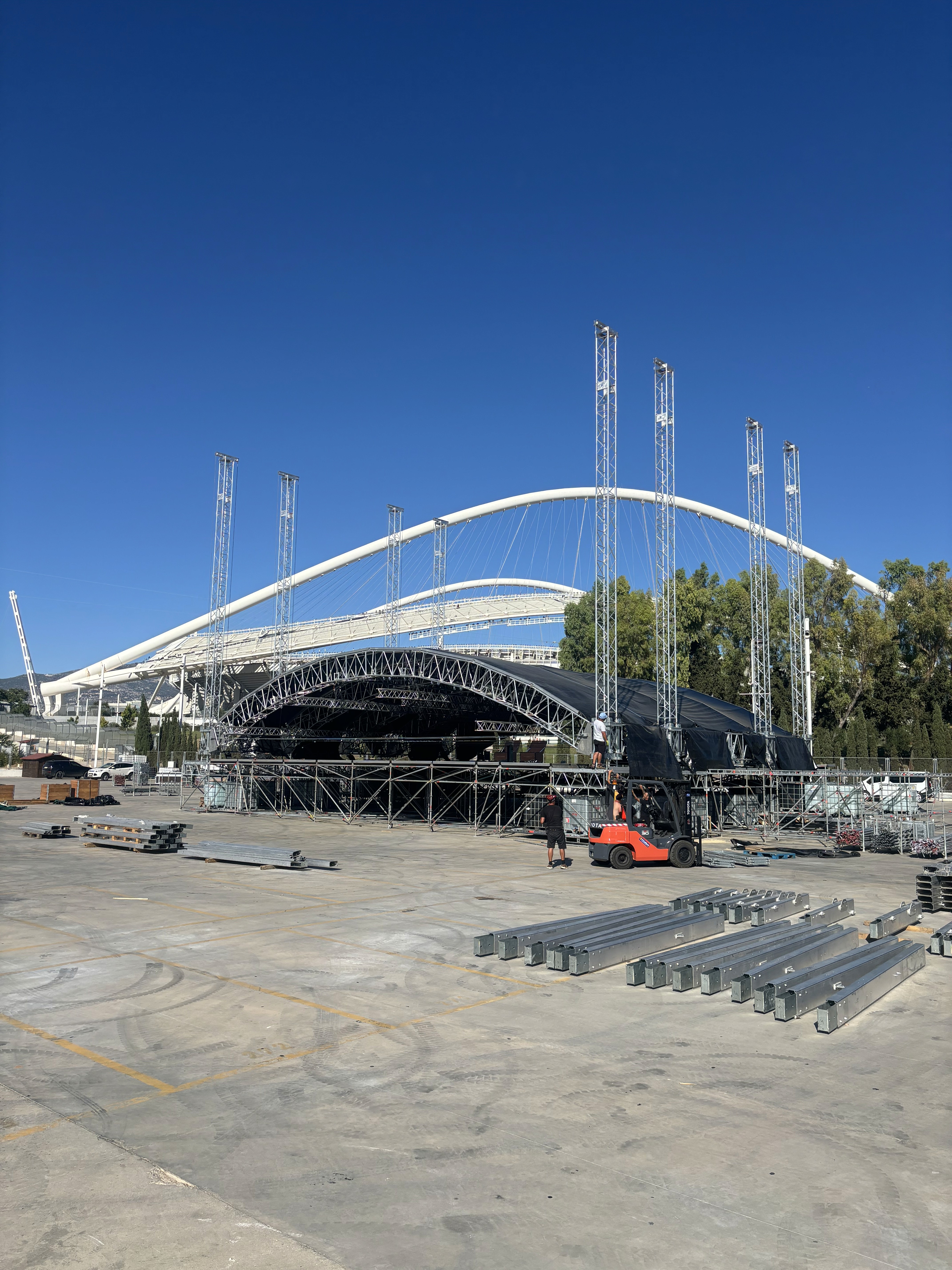 Female hand shows a card