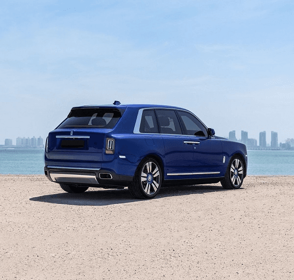 Rolls Royce Cullinan 2024