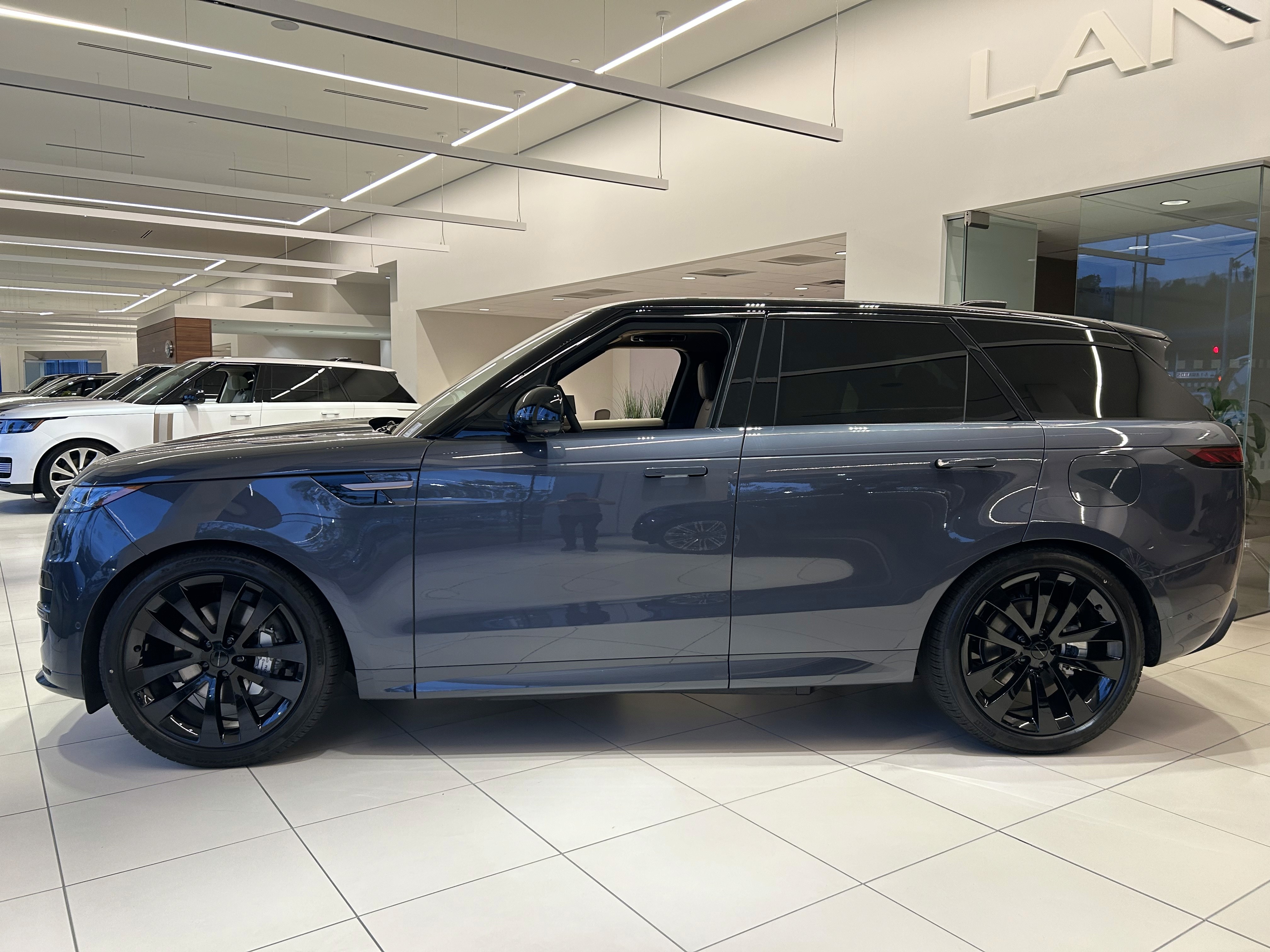 Range Rover Sport sourced within 1 day by CarOracle