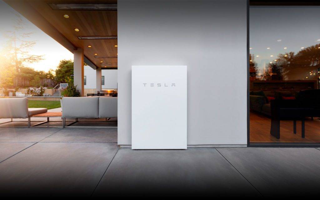 Tesla Powerwall tesla solar battery