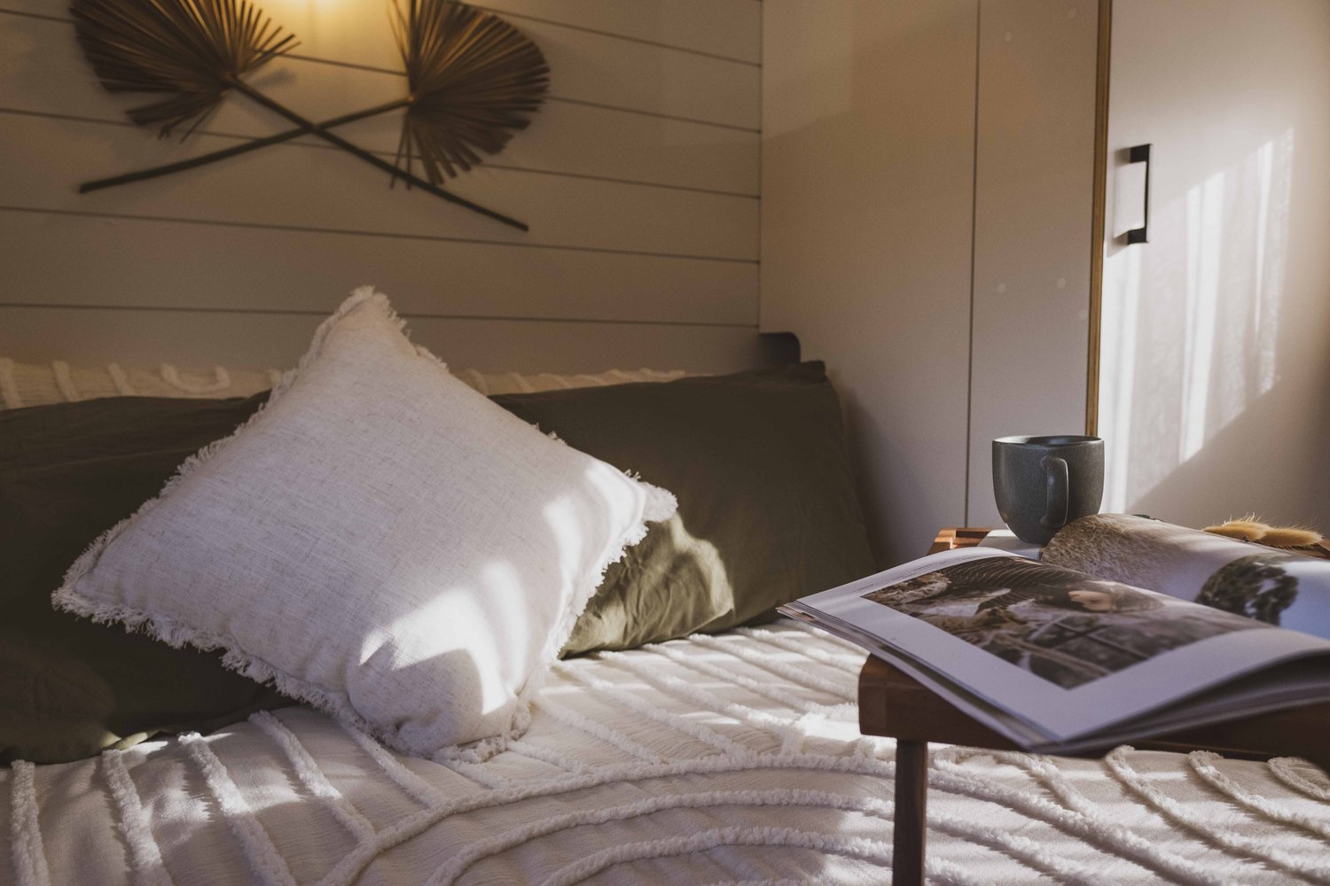 Cozy Tiny House Bedroom in the Sojouner Tiny House - Hauslein