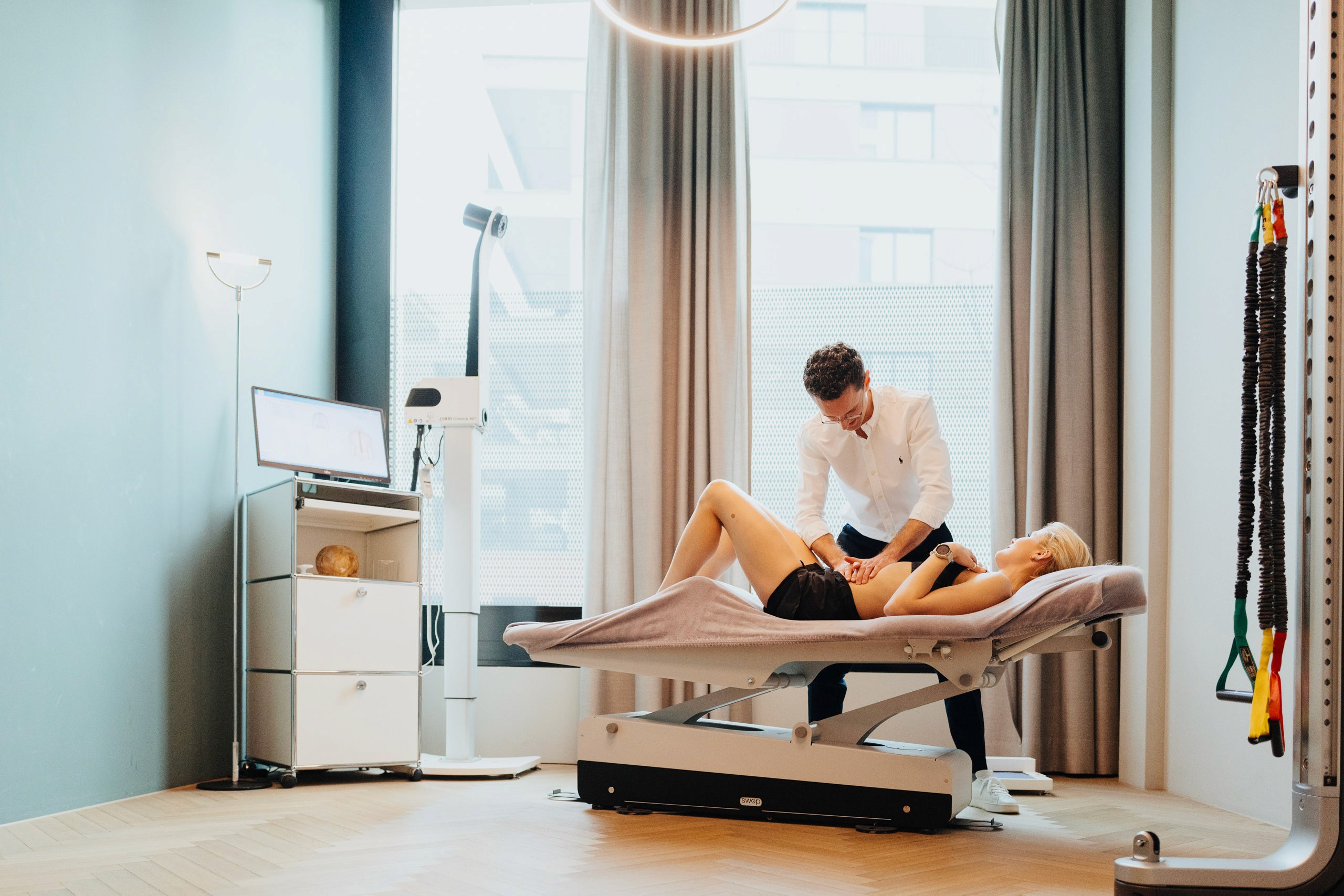 Nils Verborg, Osteopathie, OMM, Osteopathische Manuelle Medizin, Therapie, Viscerale Osteopathie, IOM, Institut Osteopathische Medizin, Baar, Zug,