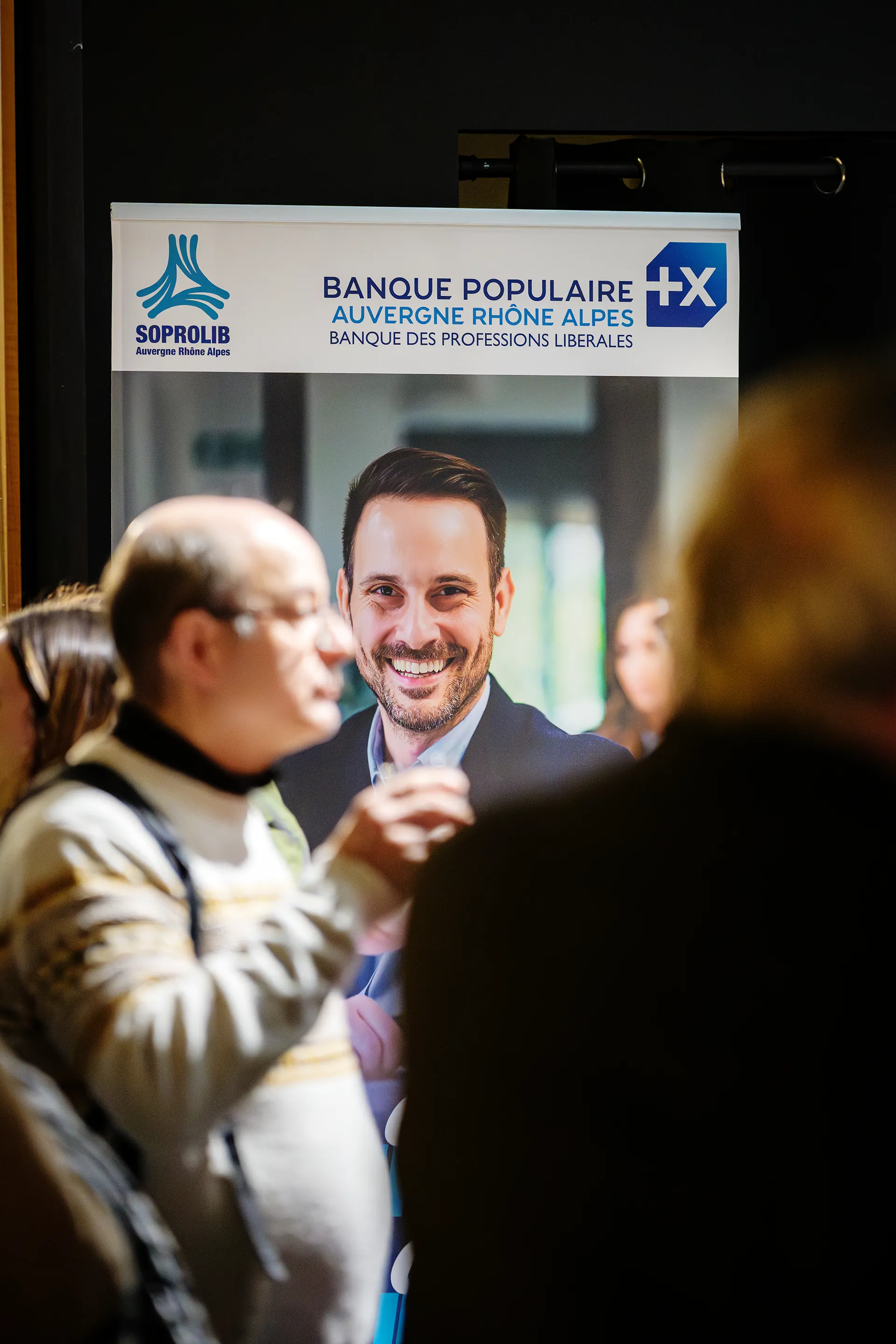 Stand partenaire Banque Populaire Auvergne Rhône Alpes lors de l’afterwork Legal2Digital au Pathé Chavant à Grenoble