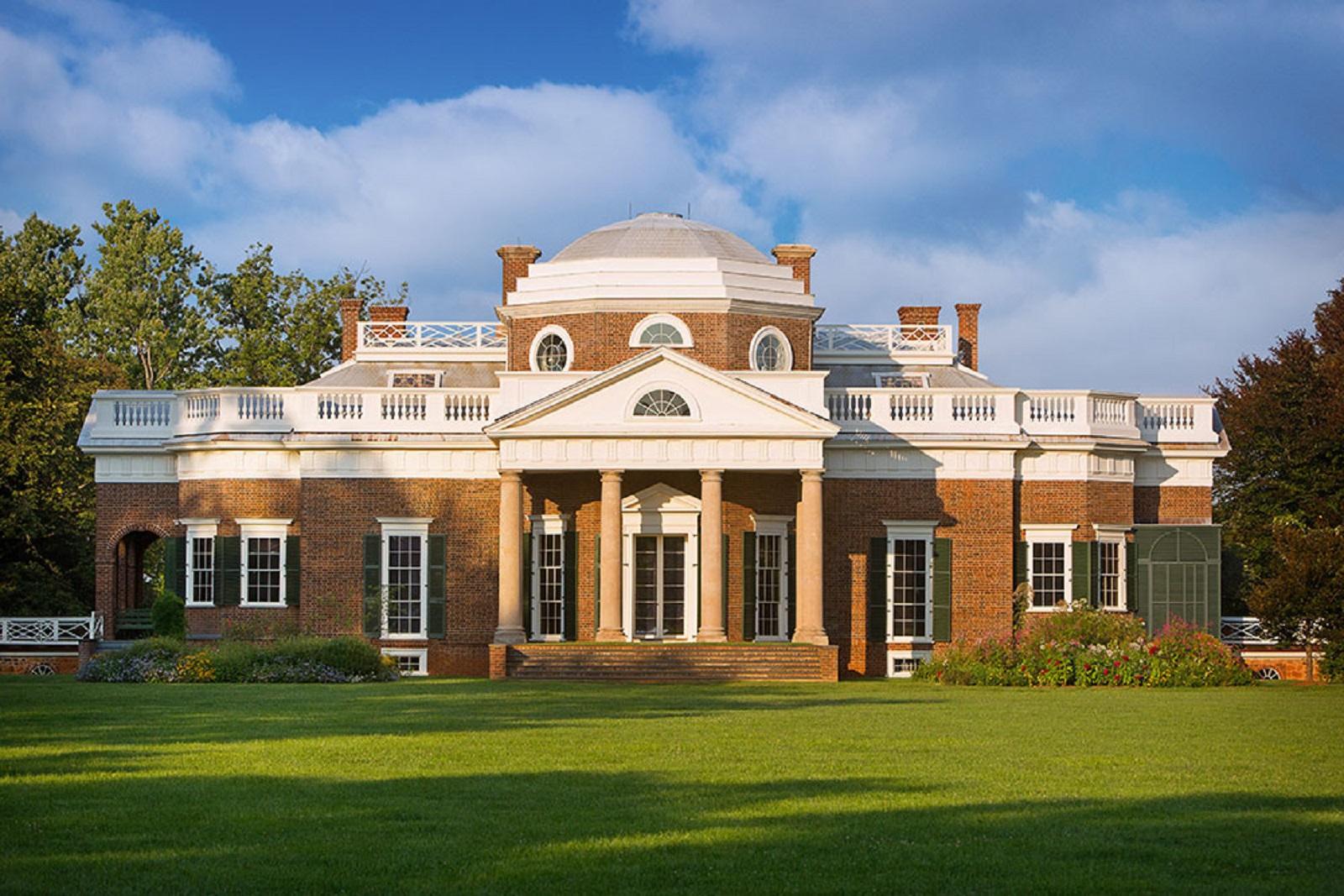 Visit Thomas Jefferson's Monticello in Charlottesville Virginia