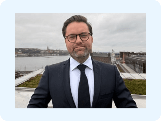 Niklas Gillström, Moderaterna