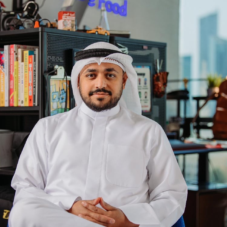 Portrait of a young man with glasses