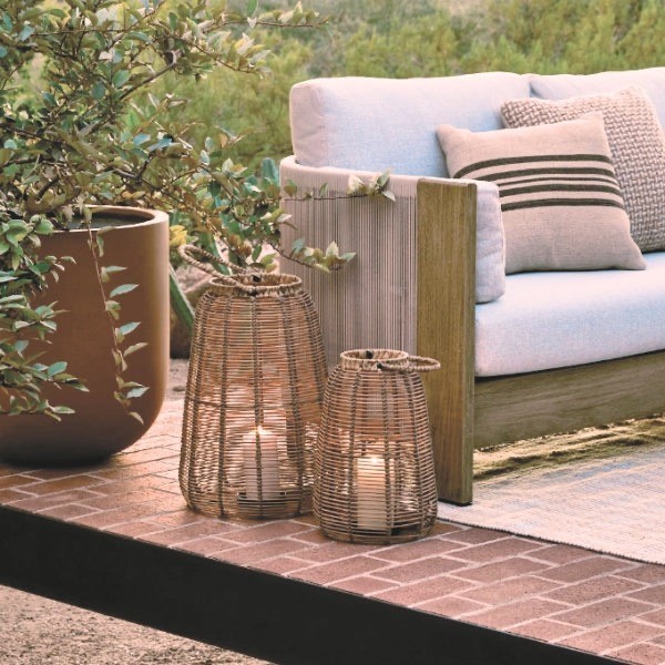 Make an Outdoor Space More Inviting with Lighting