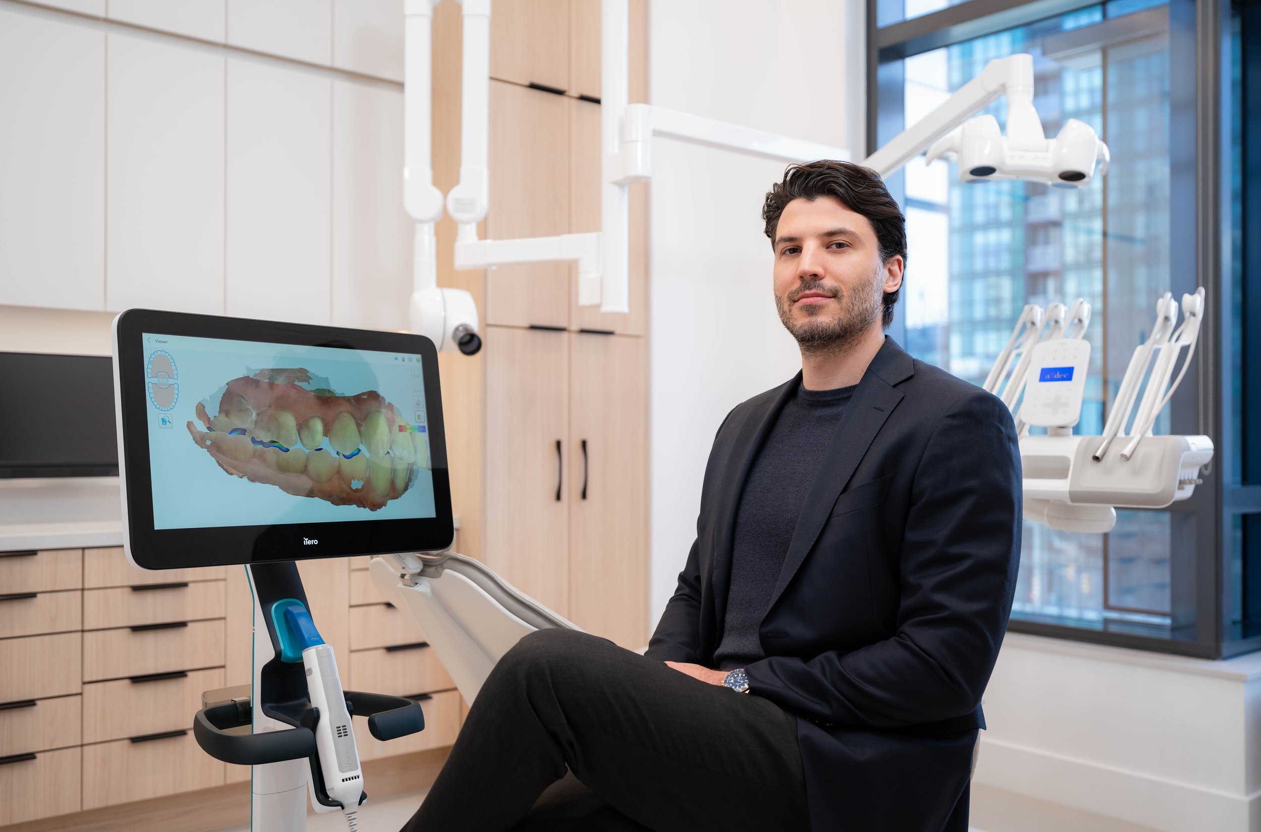 Dental Technology at Sovrle Dental Clinic in North York, ON | Best dentist in North York, ON