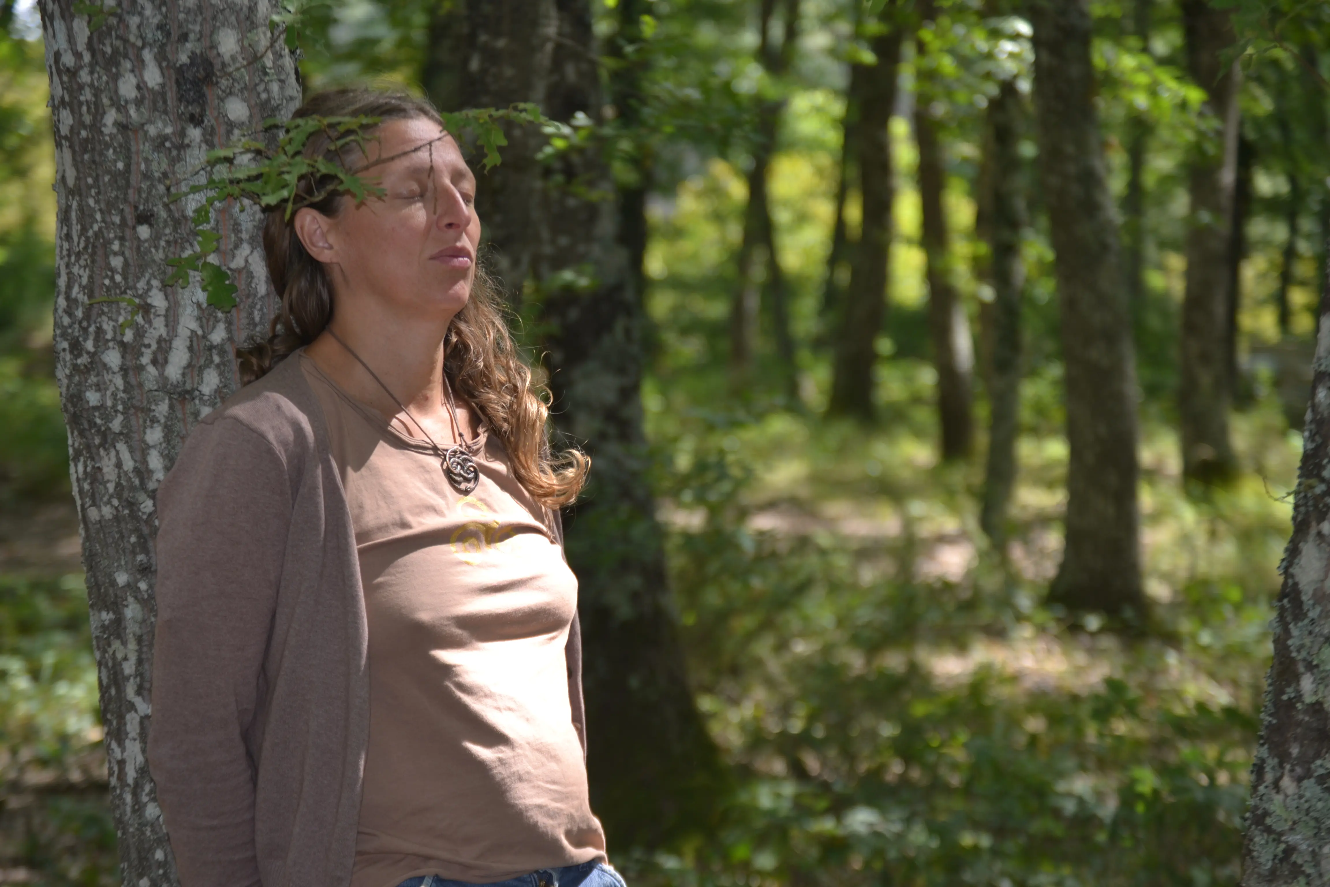 Andrea Modesti, istruttore di survival e bushcraft, esperto in campi avventura per ragazzi e corsi di sopravvivenza outdoor