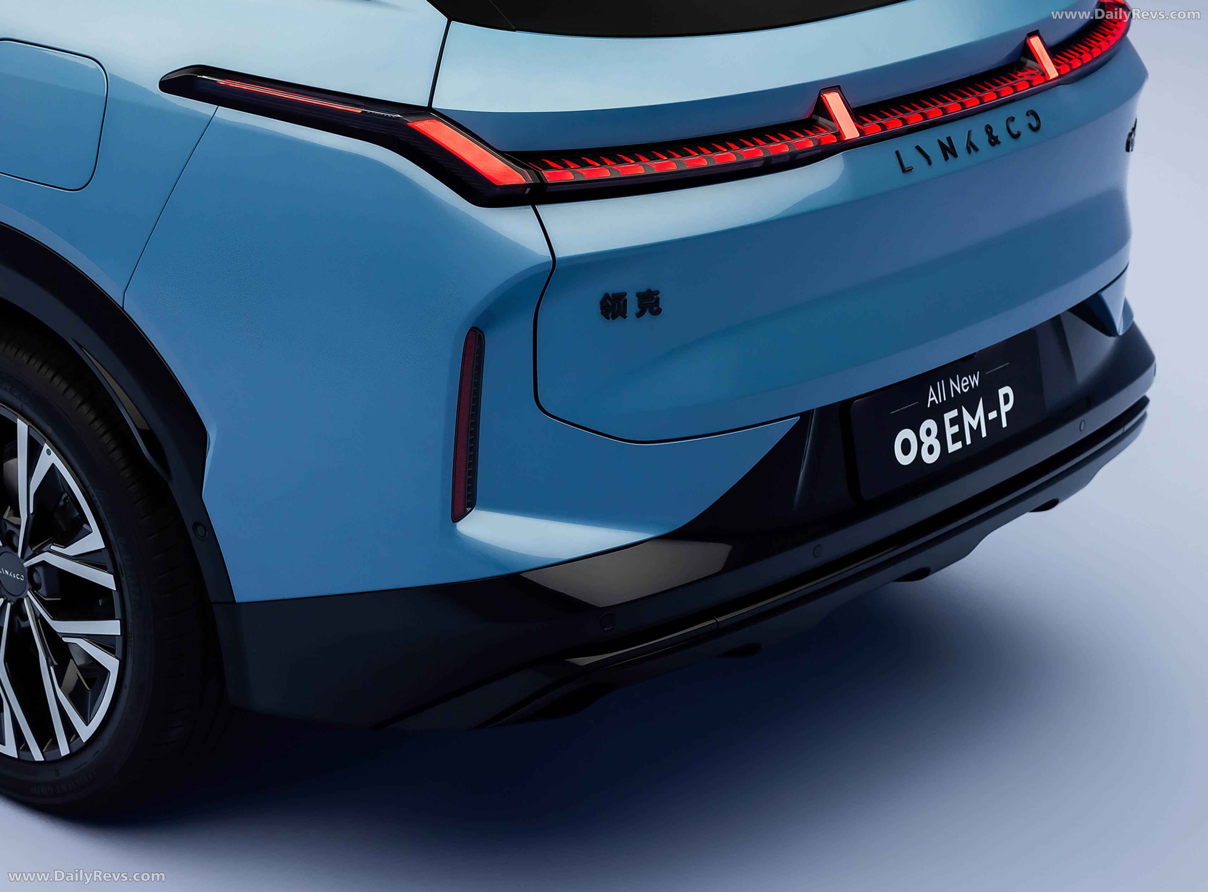 Lynk & Co 08 EM-P