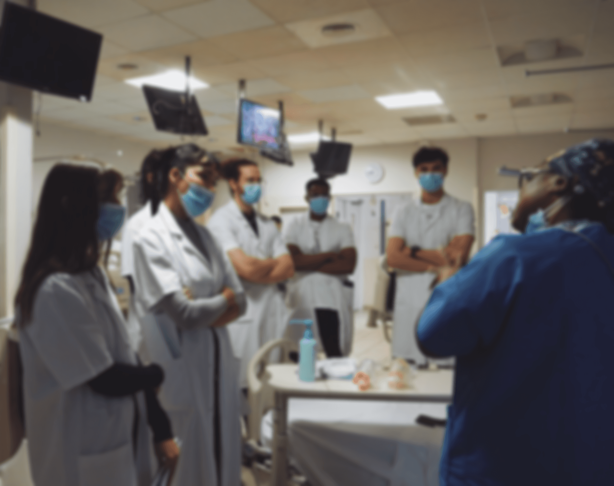 Équipe de kinésithérapeutes en formation dans un centre de dialyse