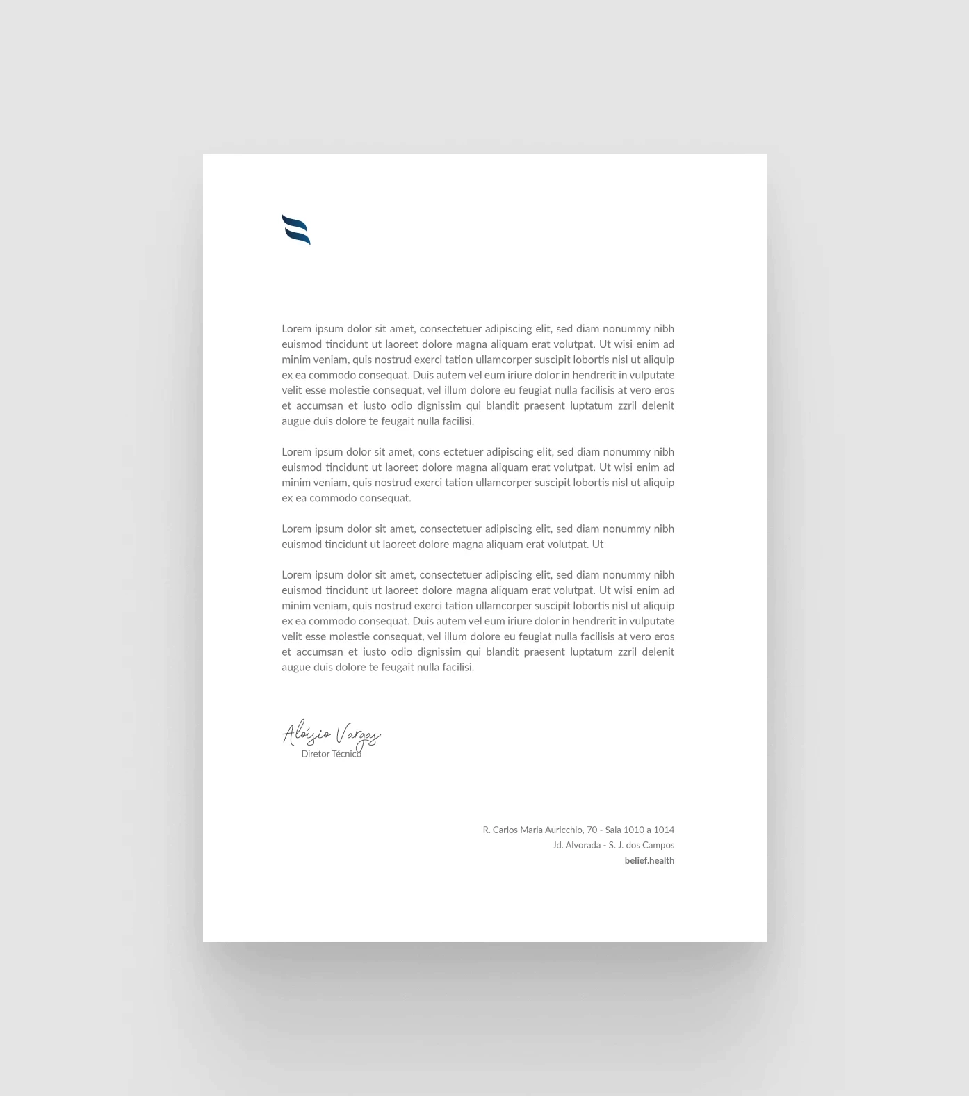 Papel timbrado Belief em um fundo cinza