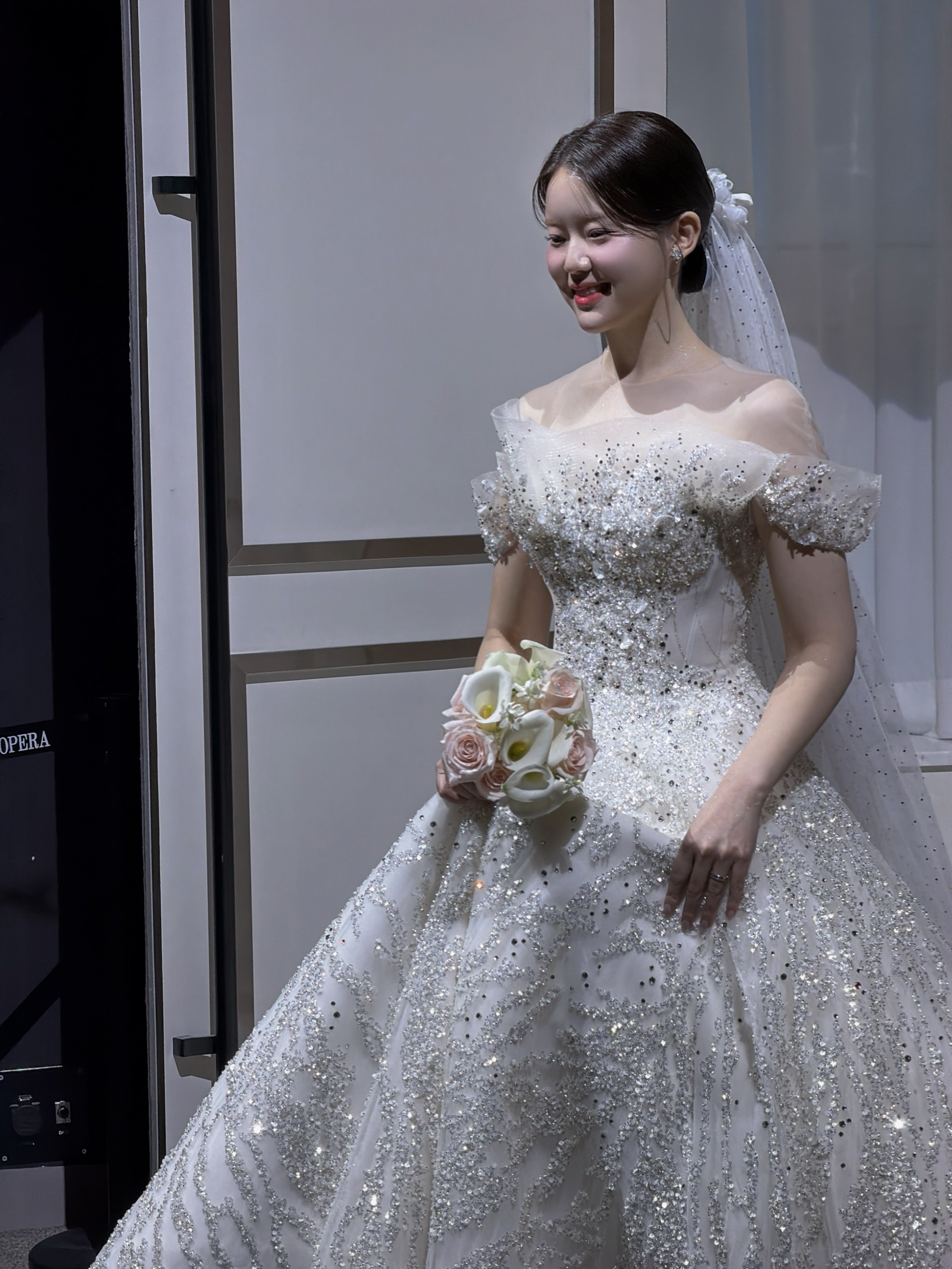 대전 팔레드오페라 아이폰스냅 후기 | 가르니에홀의 드라마틱한 빛을 기록한 스냅이노이언