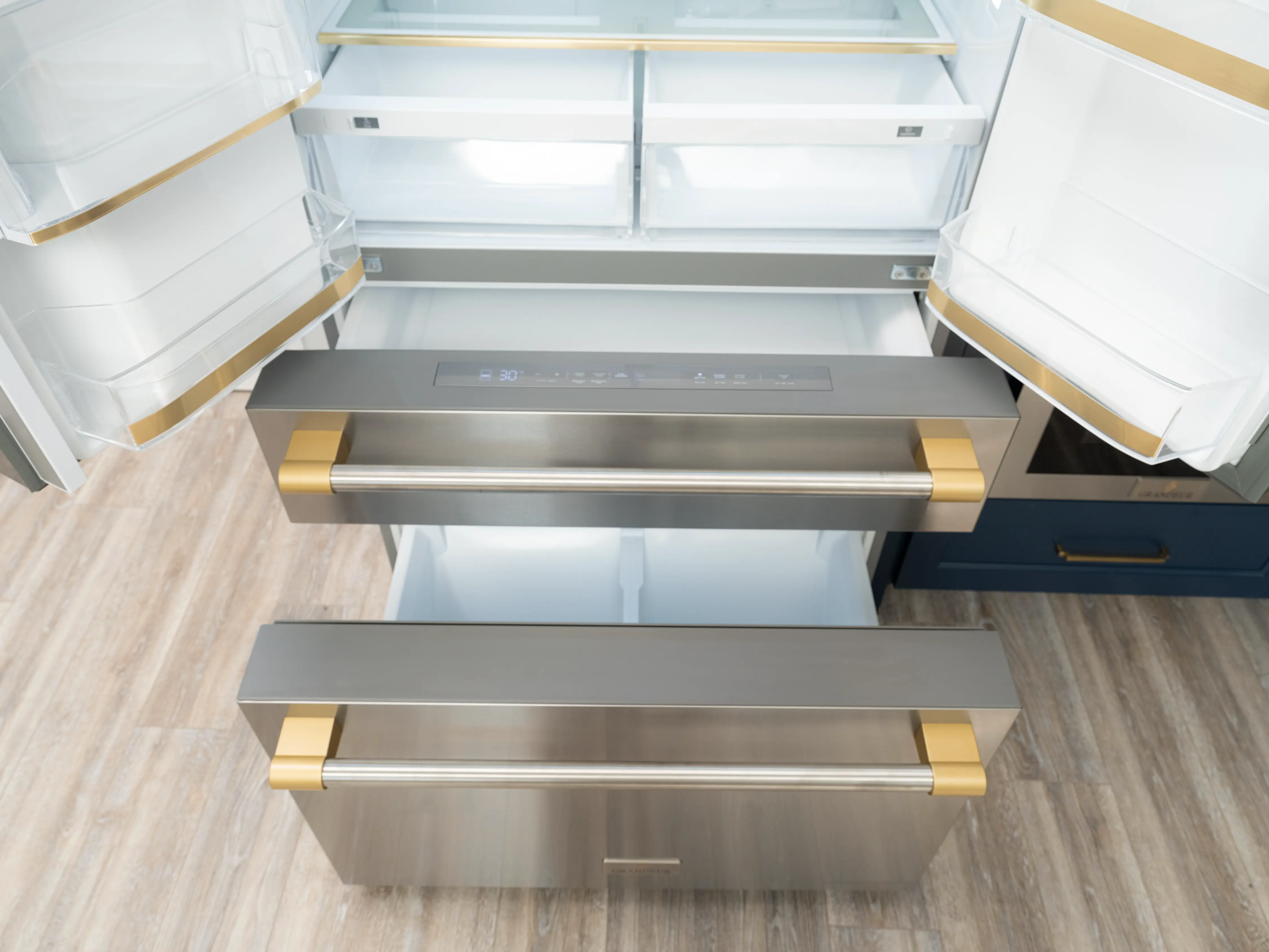  REFRIGERATOR UFDMH224AS FRENCH DOOR