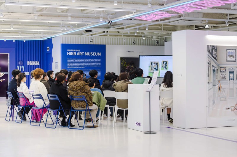한국관광공사 서울센터 HiKR Ground: 3F HiKR Art Museum <화가의 옷 - 축제>展 아티스트 토크