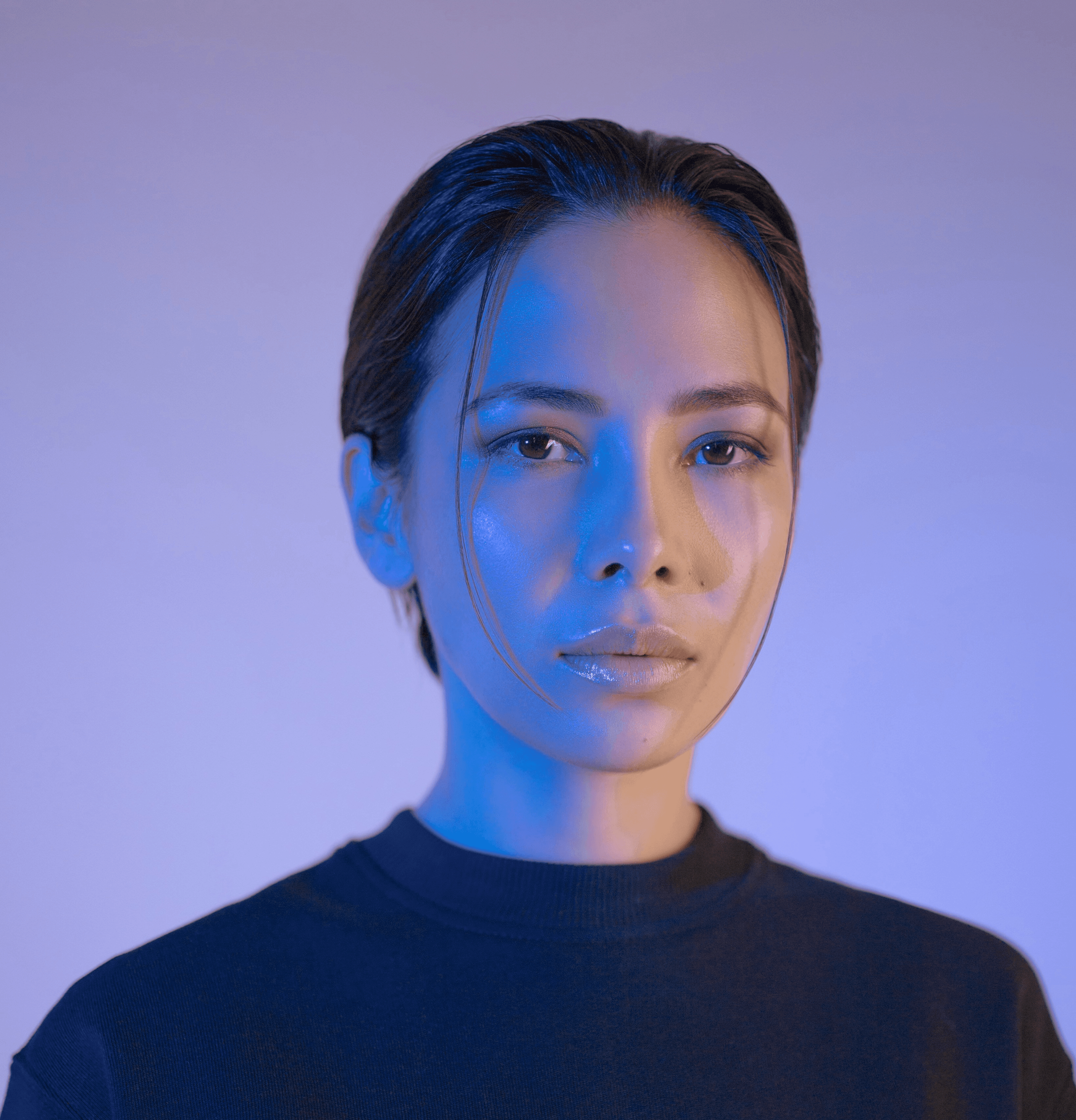 woman wearing black crew-neck shirt