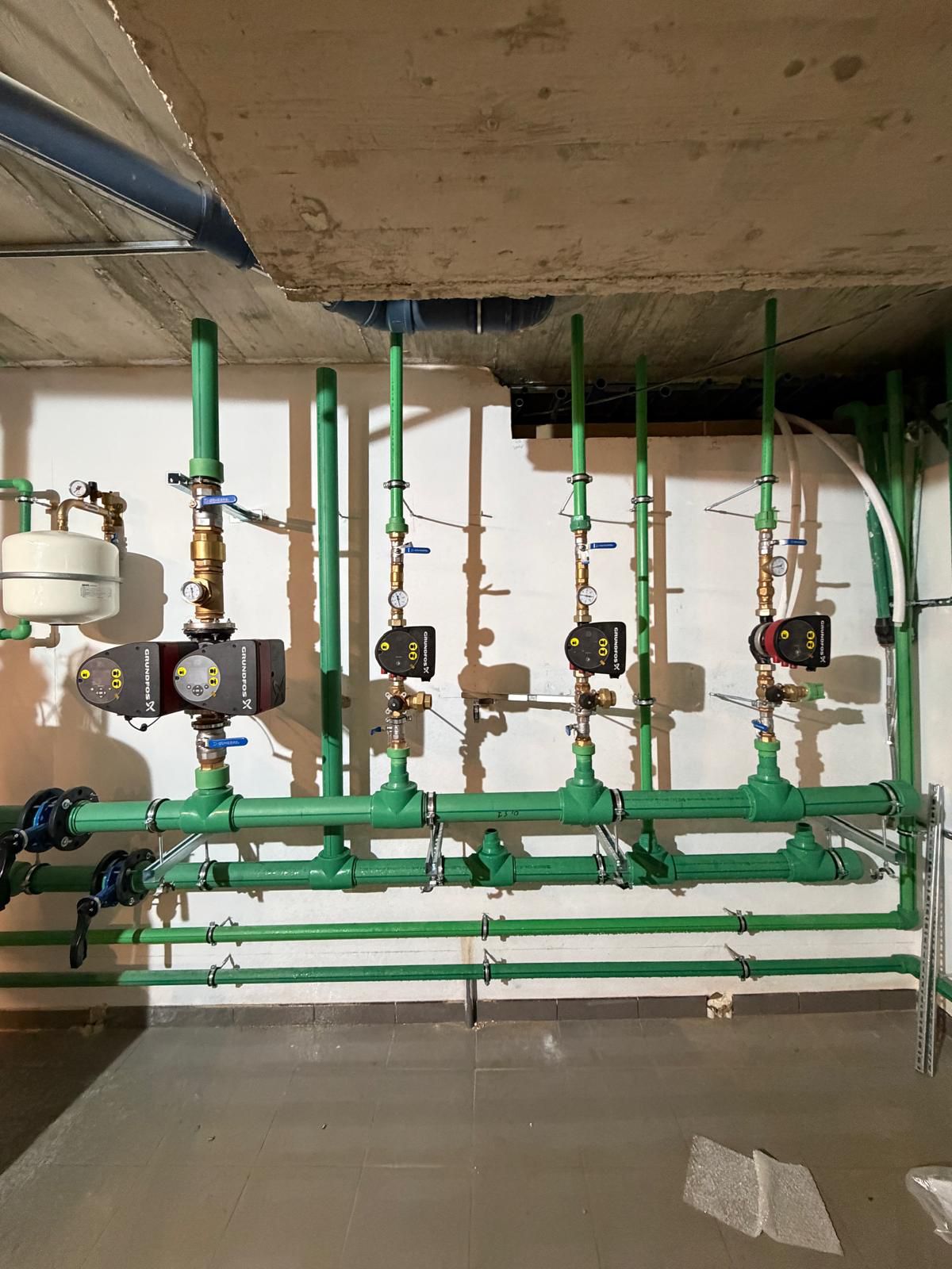 Revisión preventiva de instalación térmica para garantizar el correcto funcionamiento y la máxima eficiencia energética.