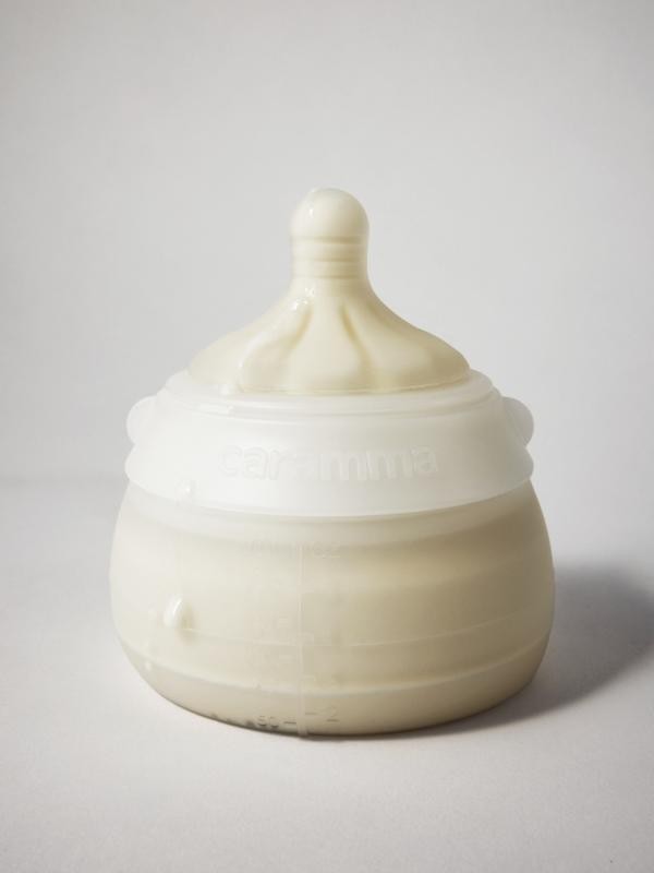 caramma Babyflasche - luftfrei und ohne Mikroplastik