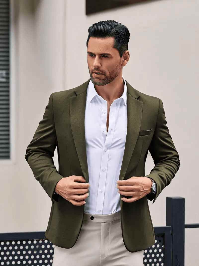 Férfi sportzakóban