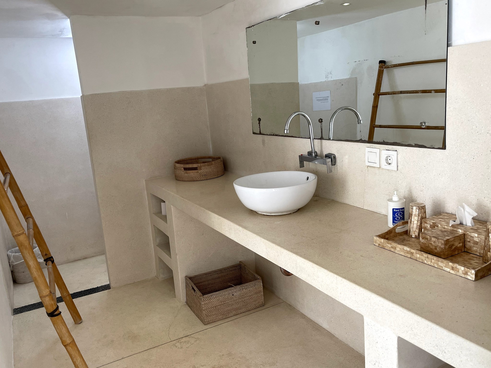 Seri Beach Bungalow Bathroom