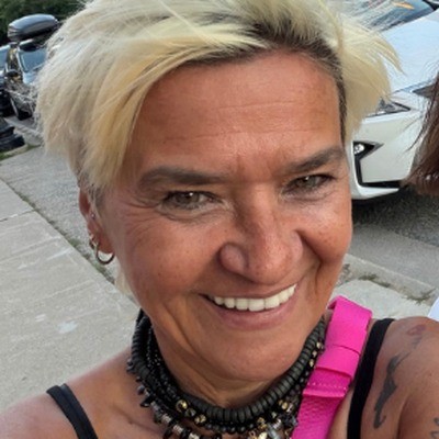 Tanya Ozkan Saran