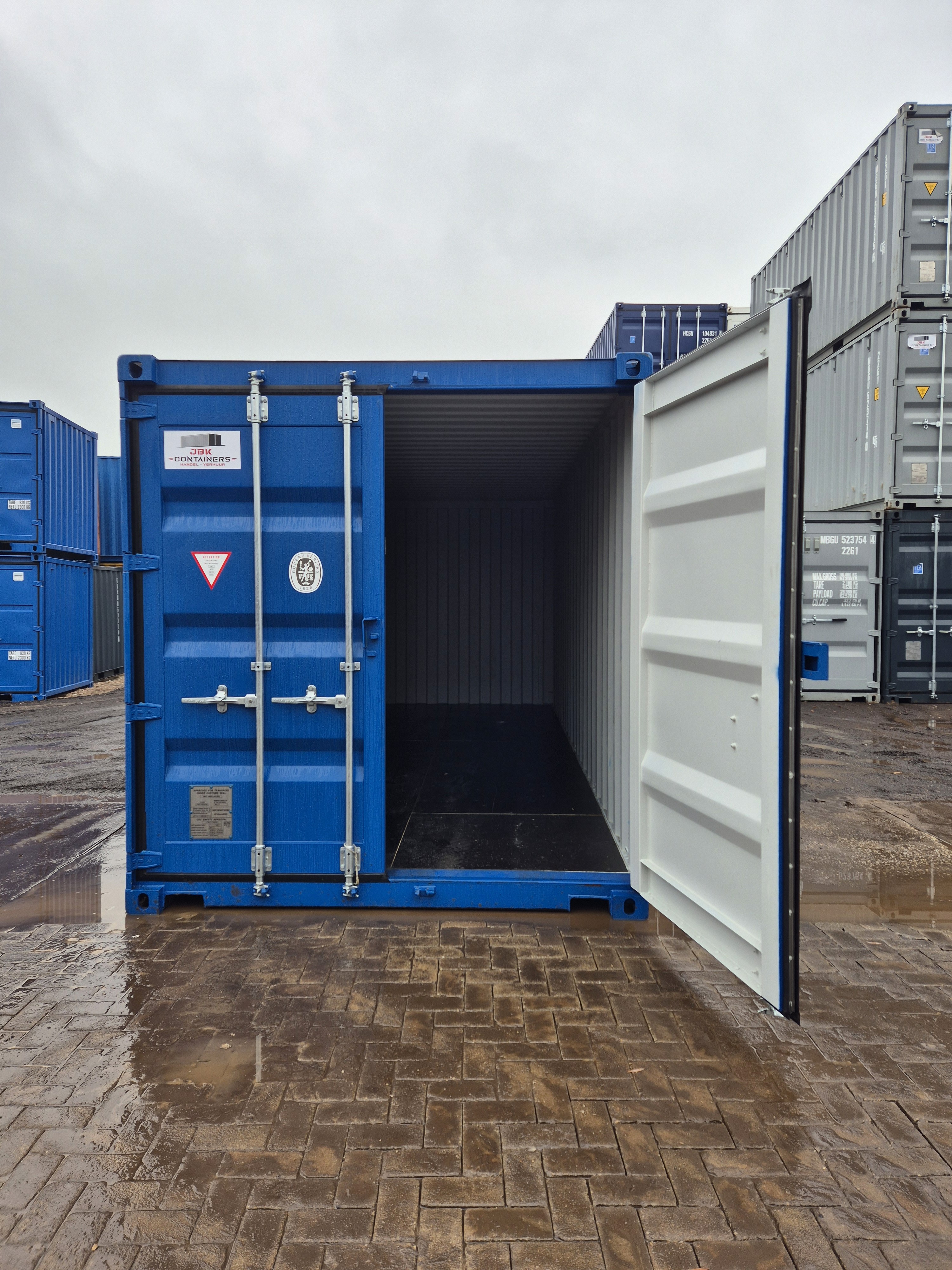 Container thumbnail 3