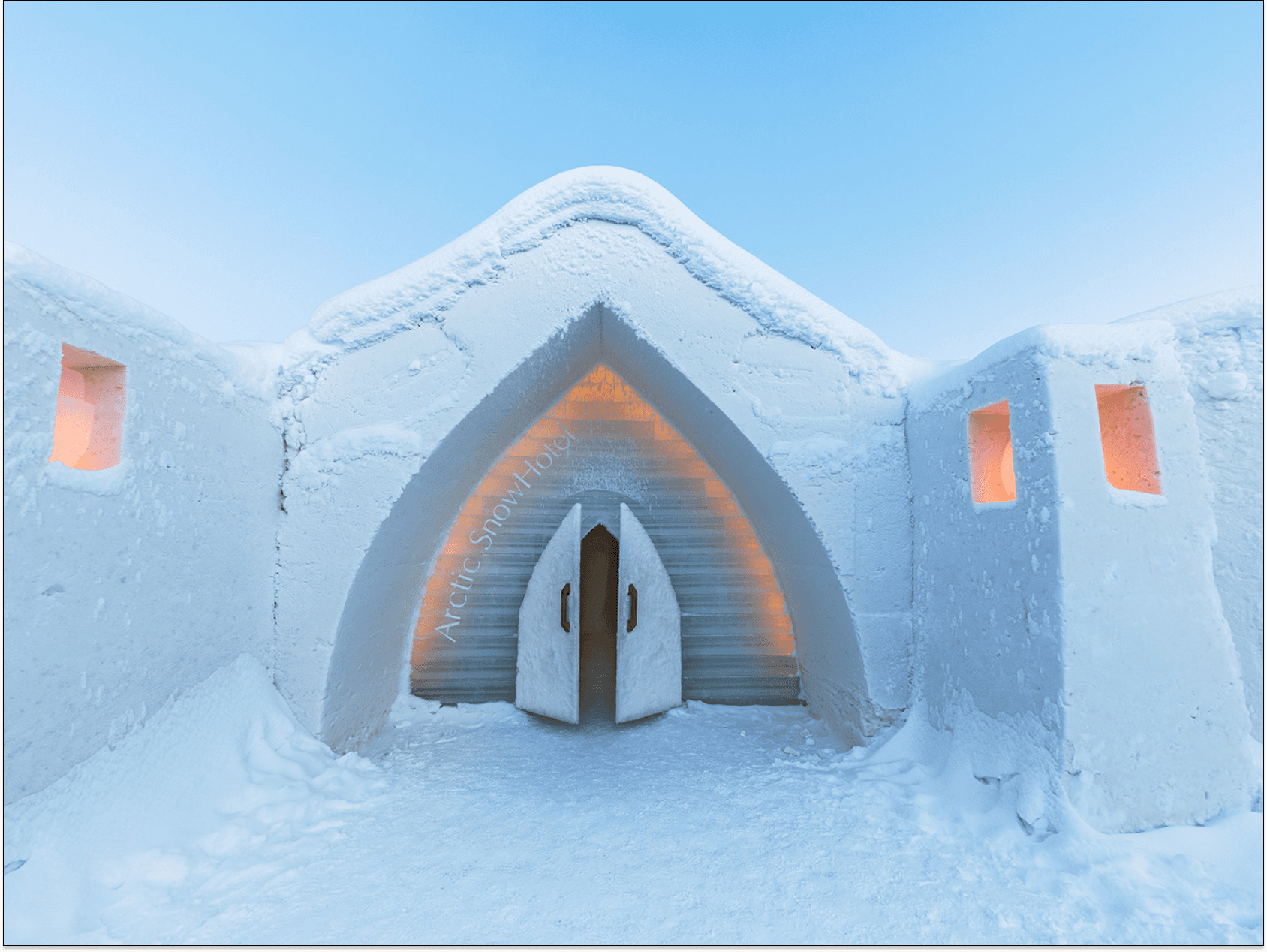 Arctic Snowhotel & Glass Igloos