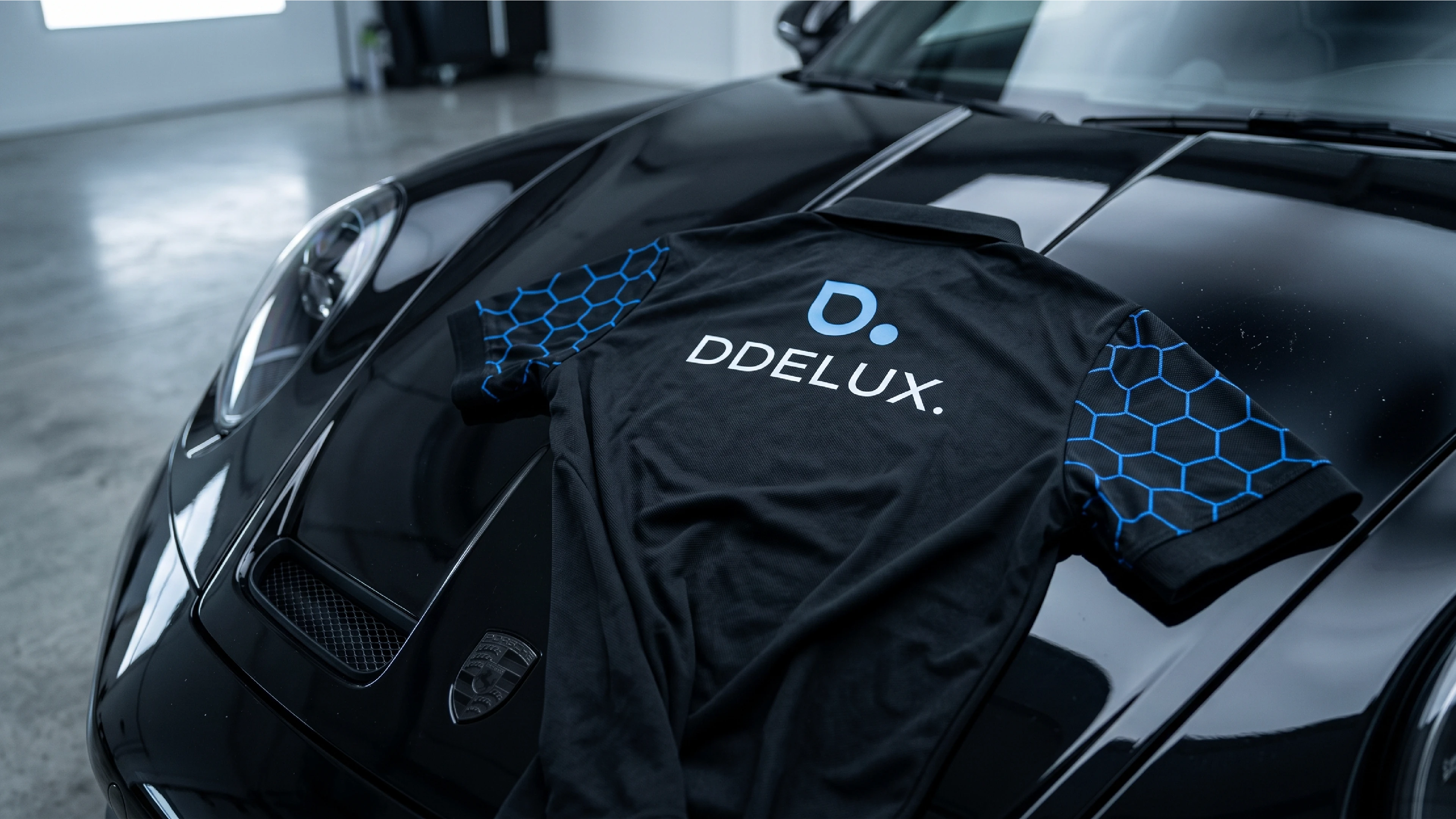 Vizuální identita a firemní materiály pro DDelux detailing
