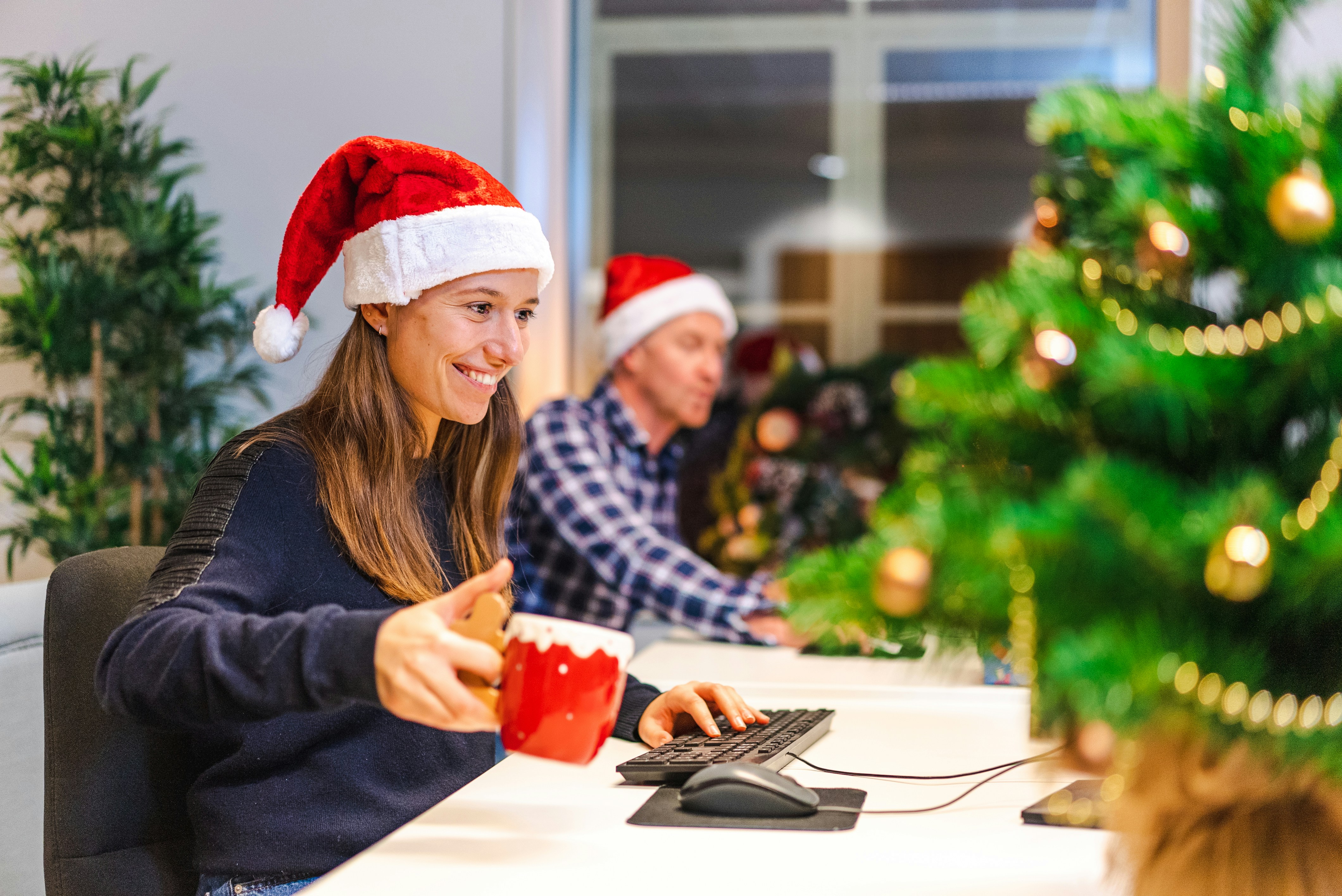 woman working -  Holiday eCommerce Strategy