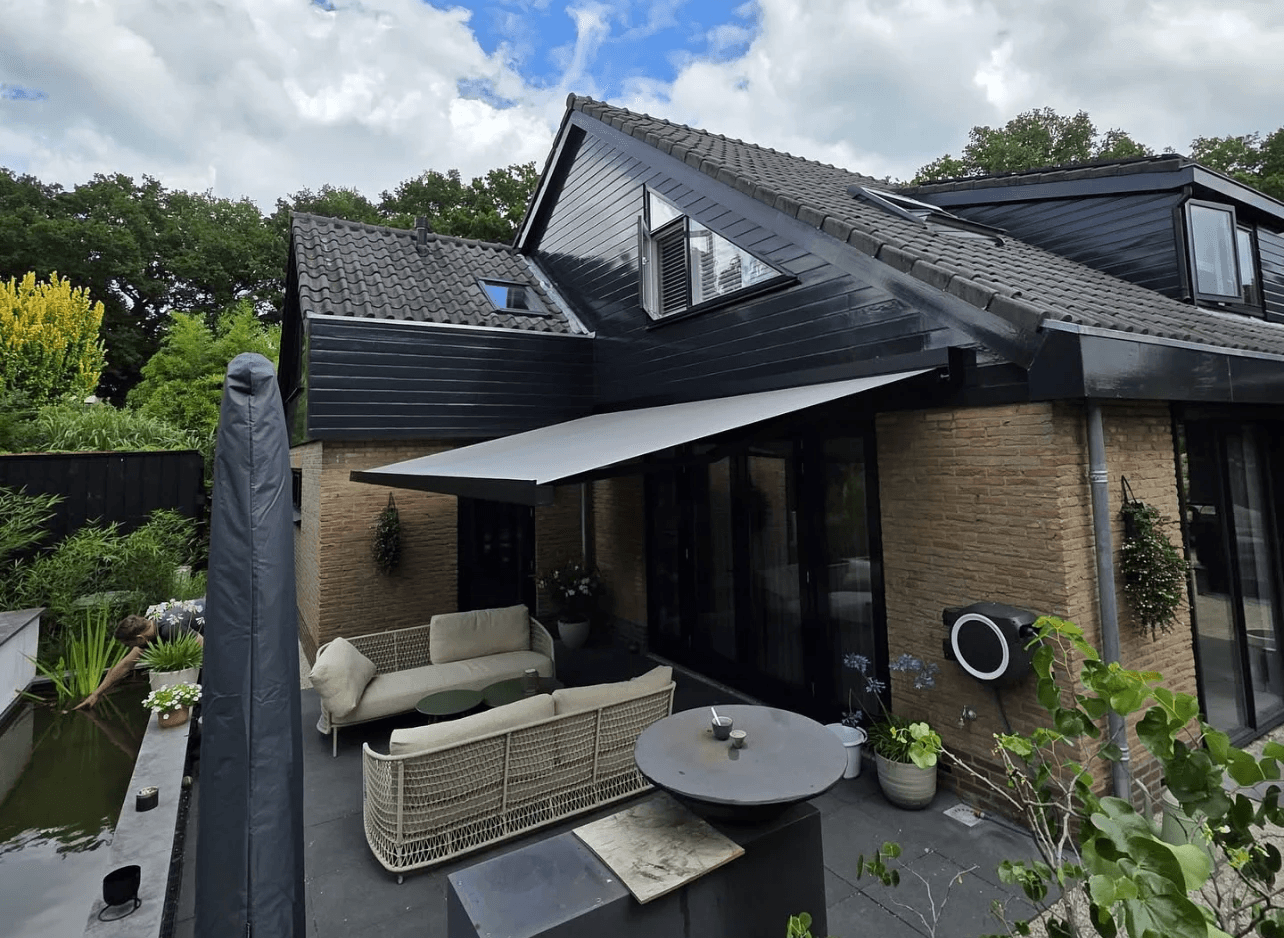 Knikarmschermen - Dugreja Putten