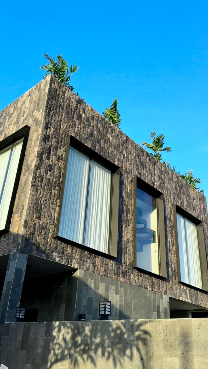 Ocean-view villas in Ungasan, Bukit, offering panoramic views from private terraces on the third-floor level