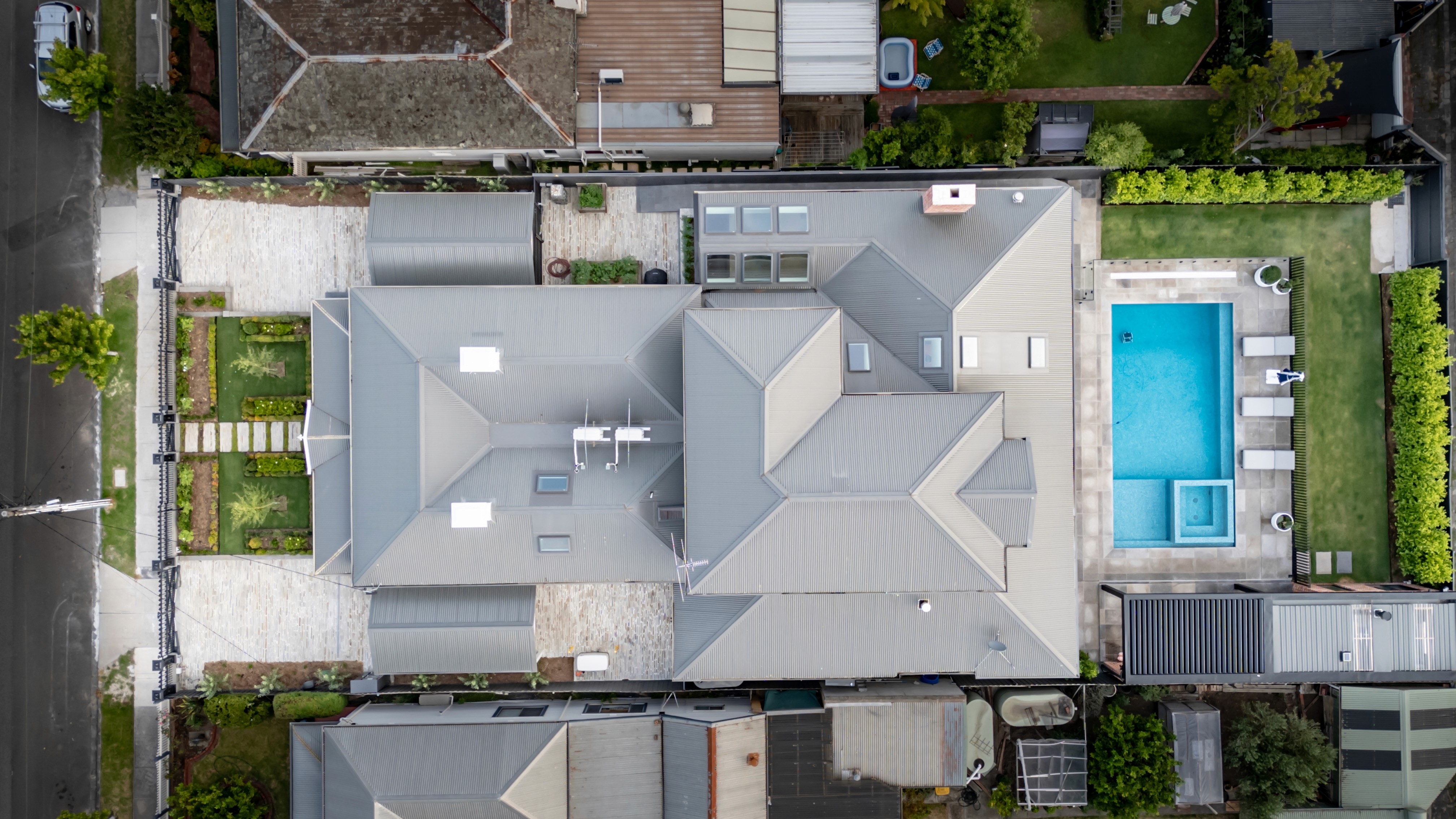 Aerial view of extensive heritage alterations and additions to Ardoch in Essendon North