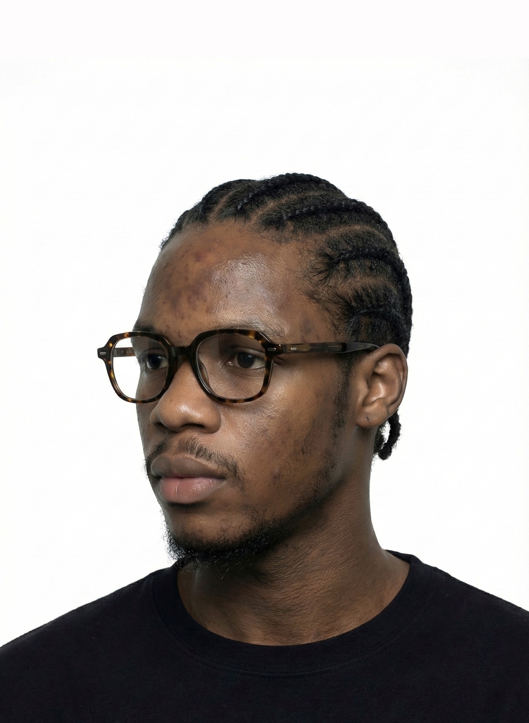 michael-opiah-visual-web-website-product-ui/ux-designer-mchl-studio-design-nigeria-abuja-fct