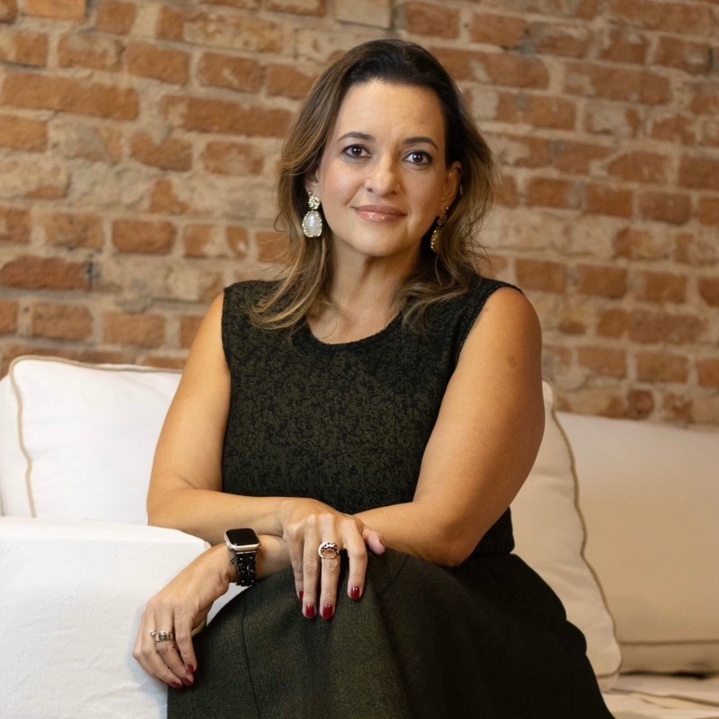 Mônica Schimenes é fundadora e CEO da MCM Brand Experience