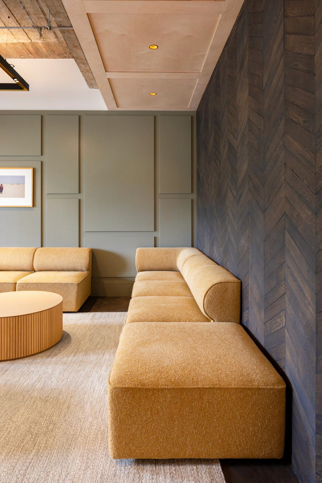 Positive Space - Mollie HQ meeting space lounge 2