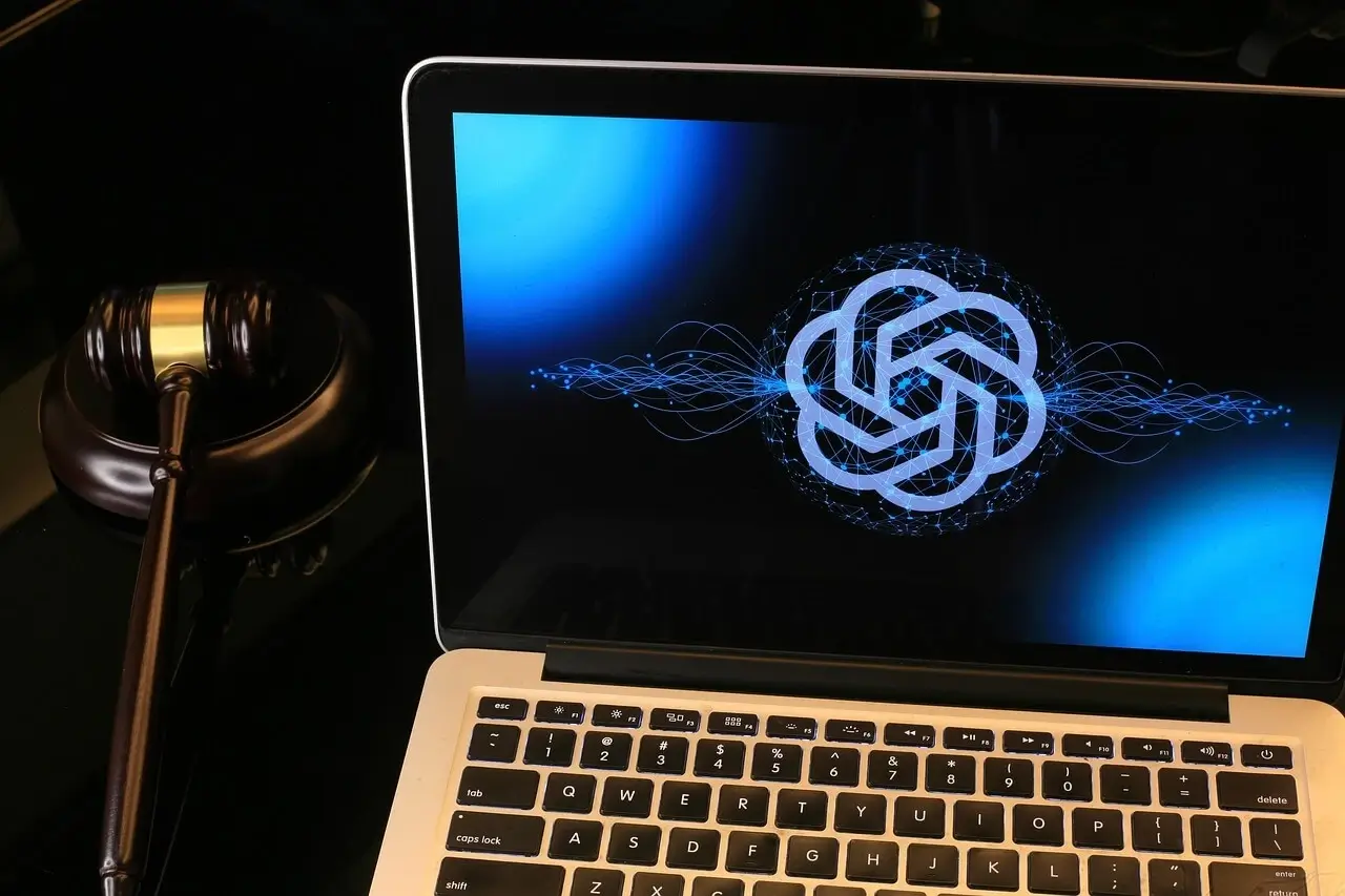 which is better chatgpt or enterprise ai assistant