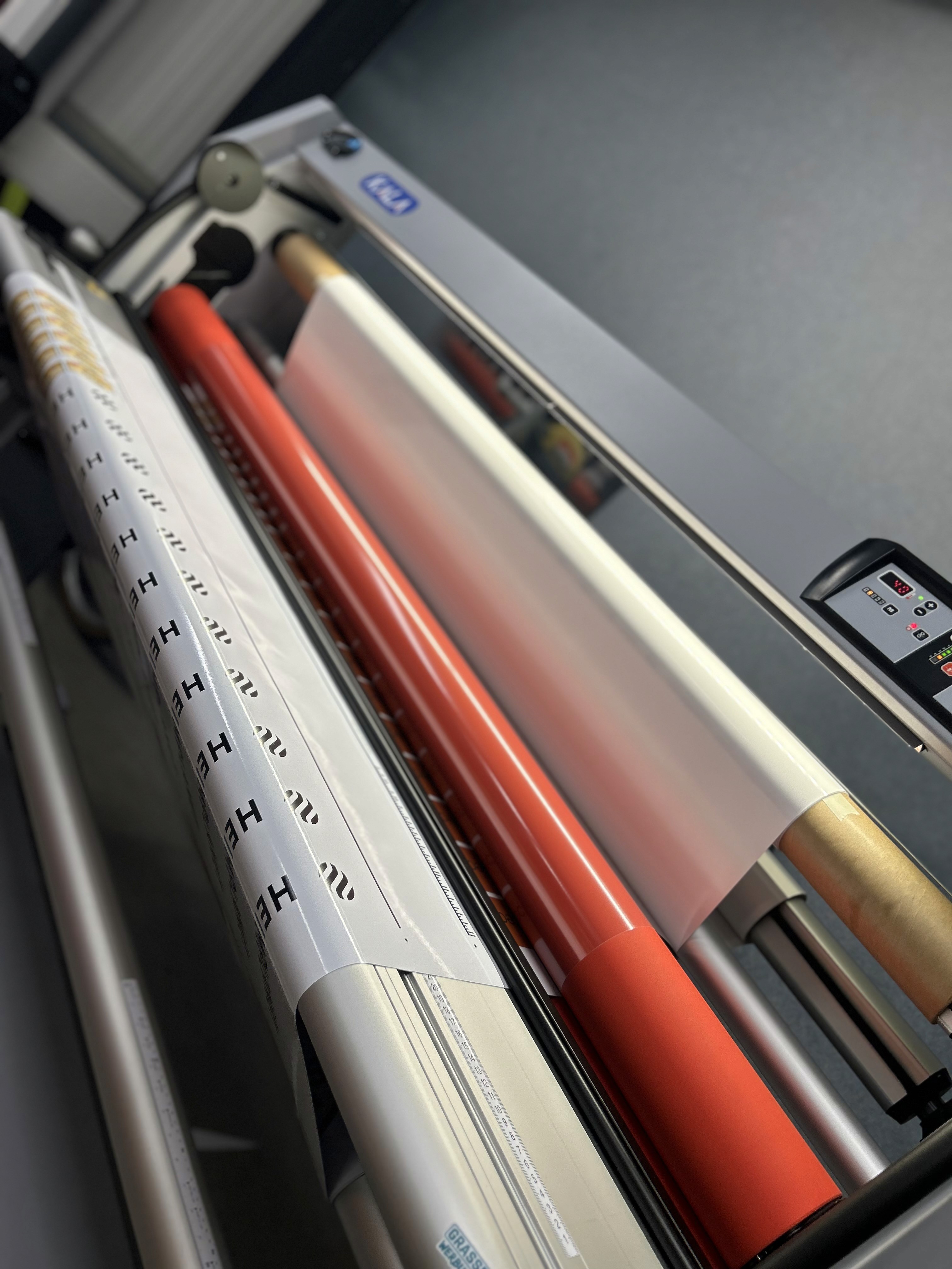 black and white crew neck shirt