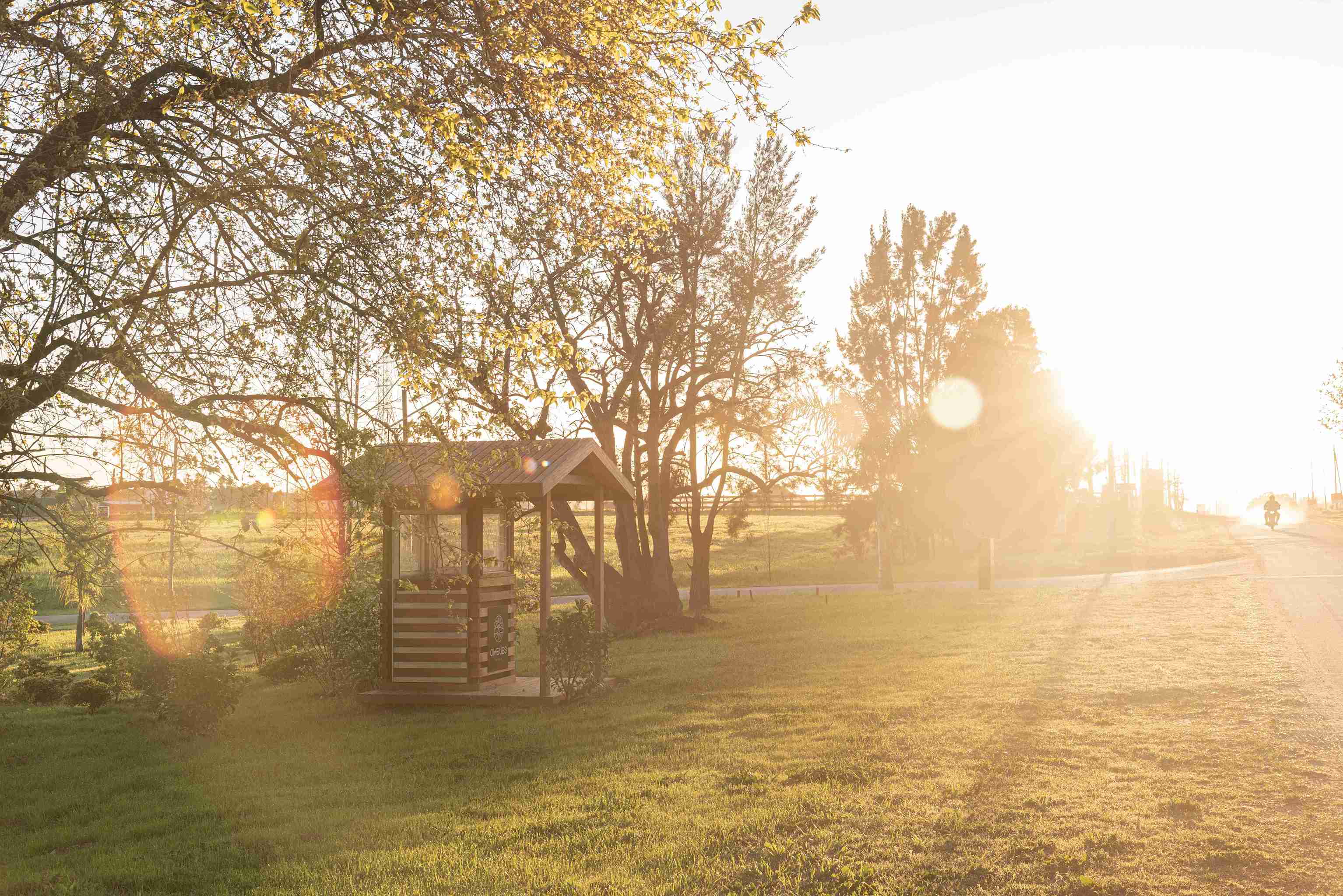 entrada barrio ombues