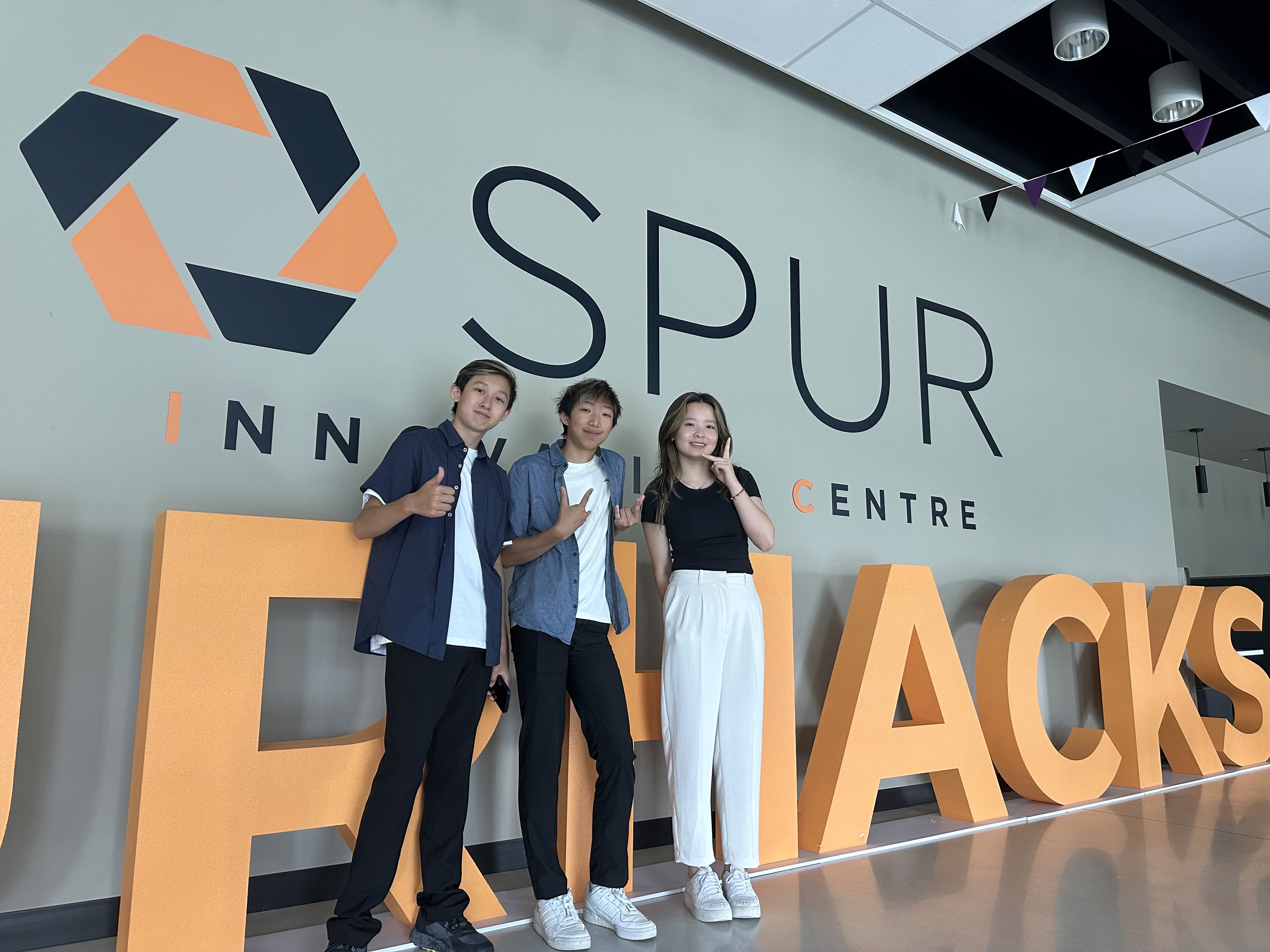 Ryan Zhang take his business team back to Spurhacks for Venture Investment opportunity