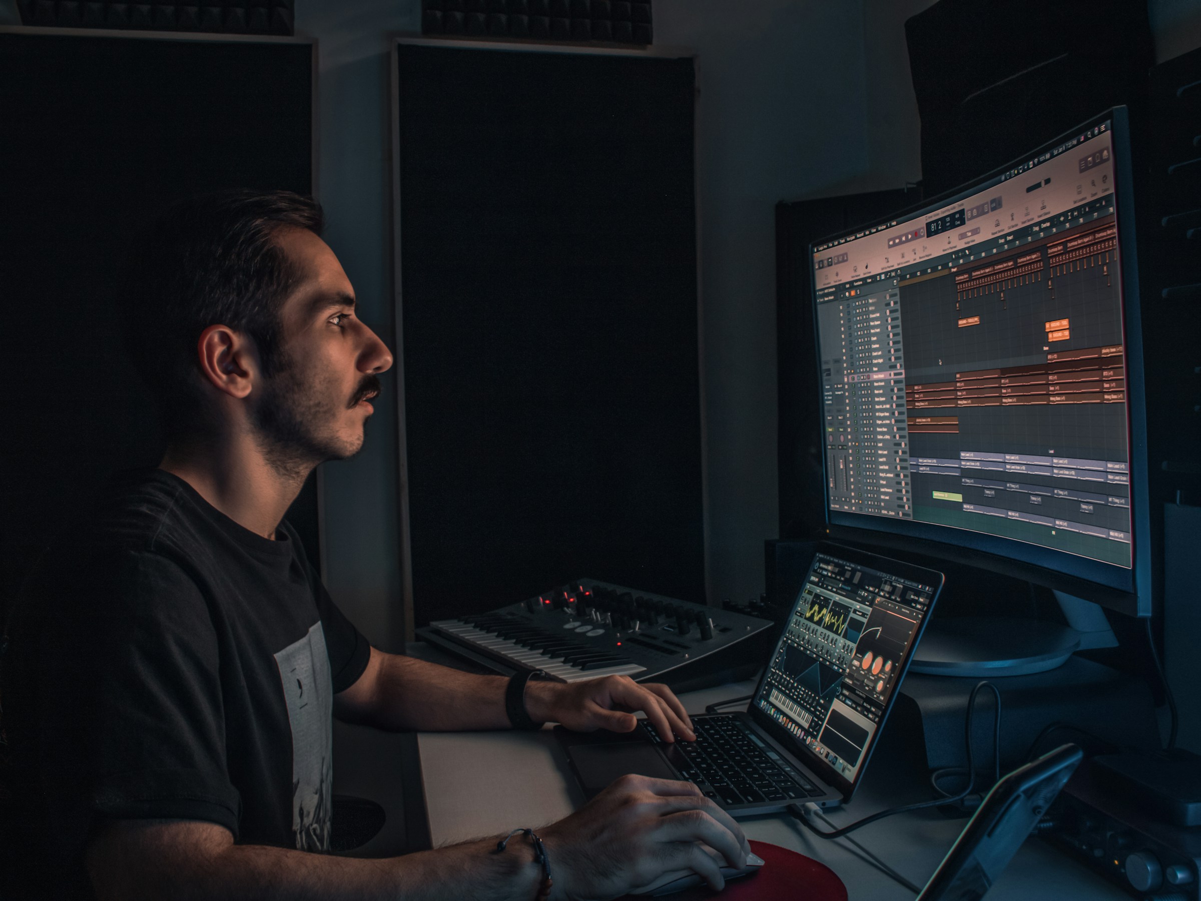 making a song from scratch - Best Hip Hop Music Maker